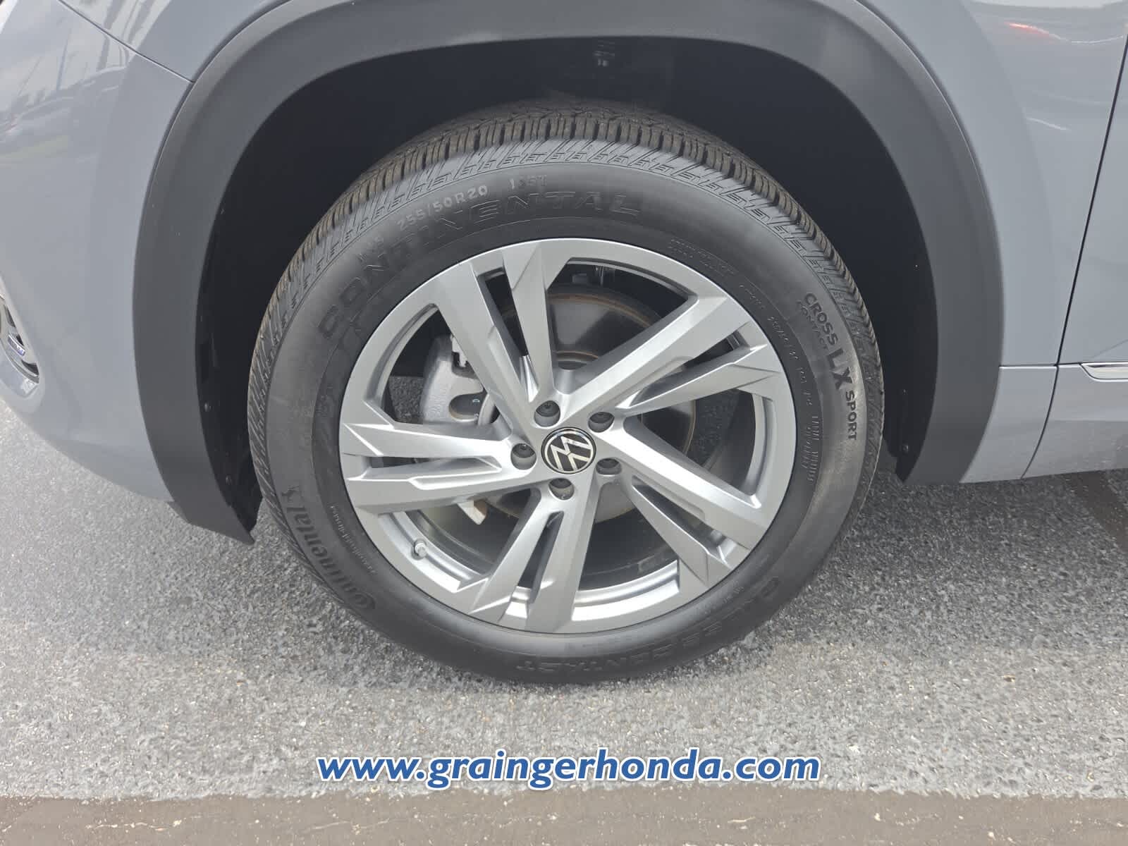 Used 2024 Volkswagen Atlas Cross Sport SUV