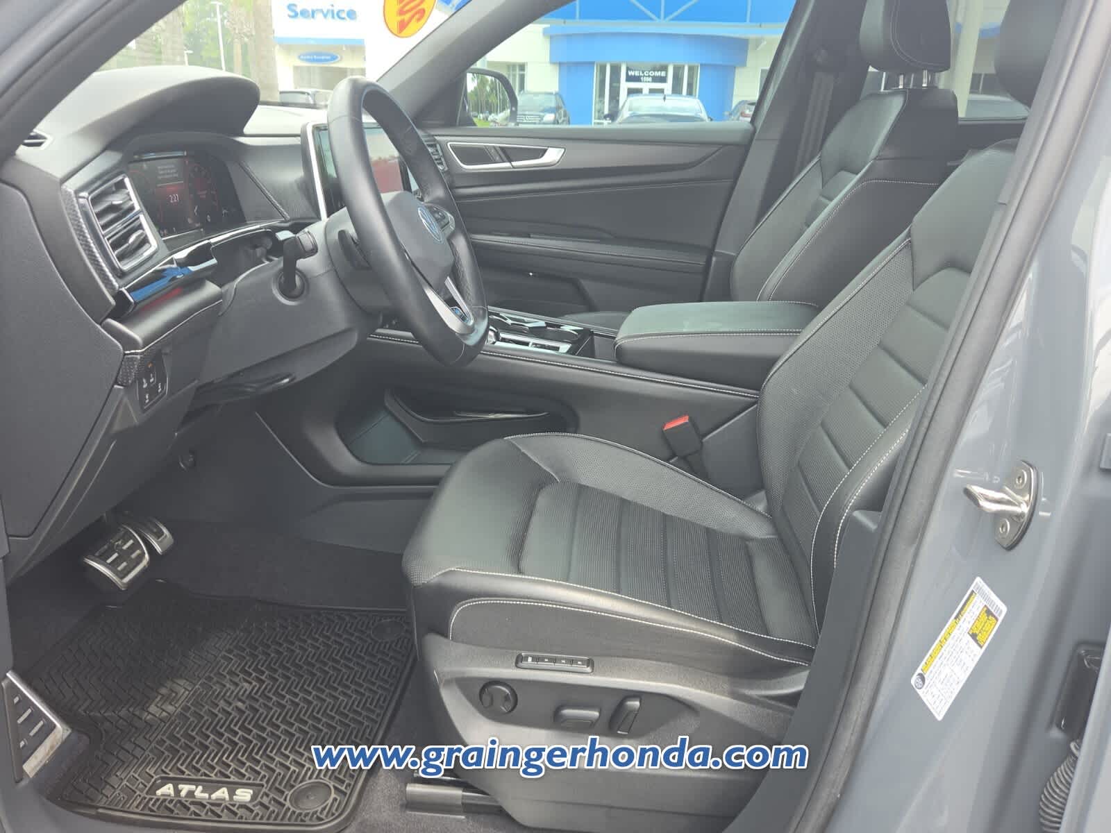 Used 2024 Volkswagen Atlas Cross Sport SUV