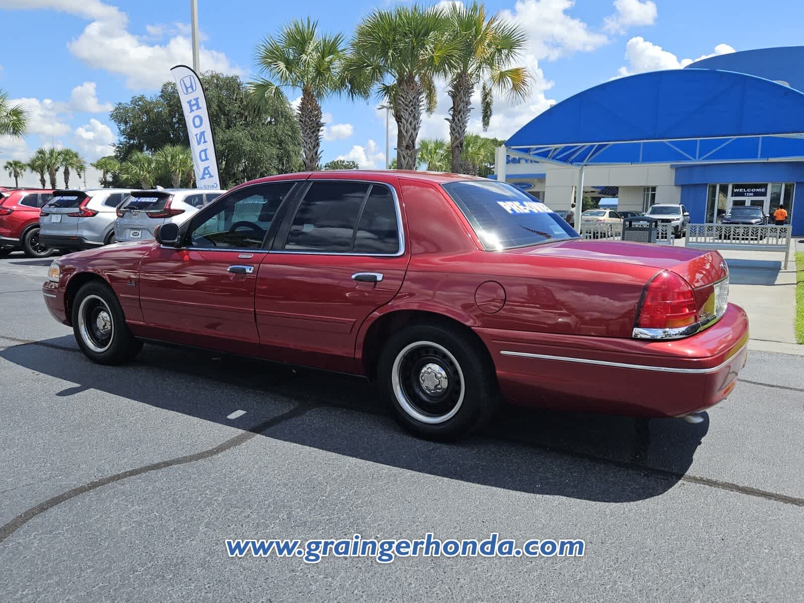 Used 2000 Ford Crown Victoria Sedan