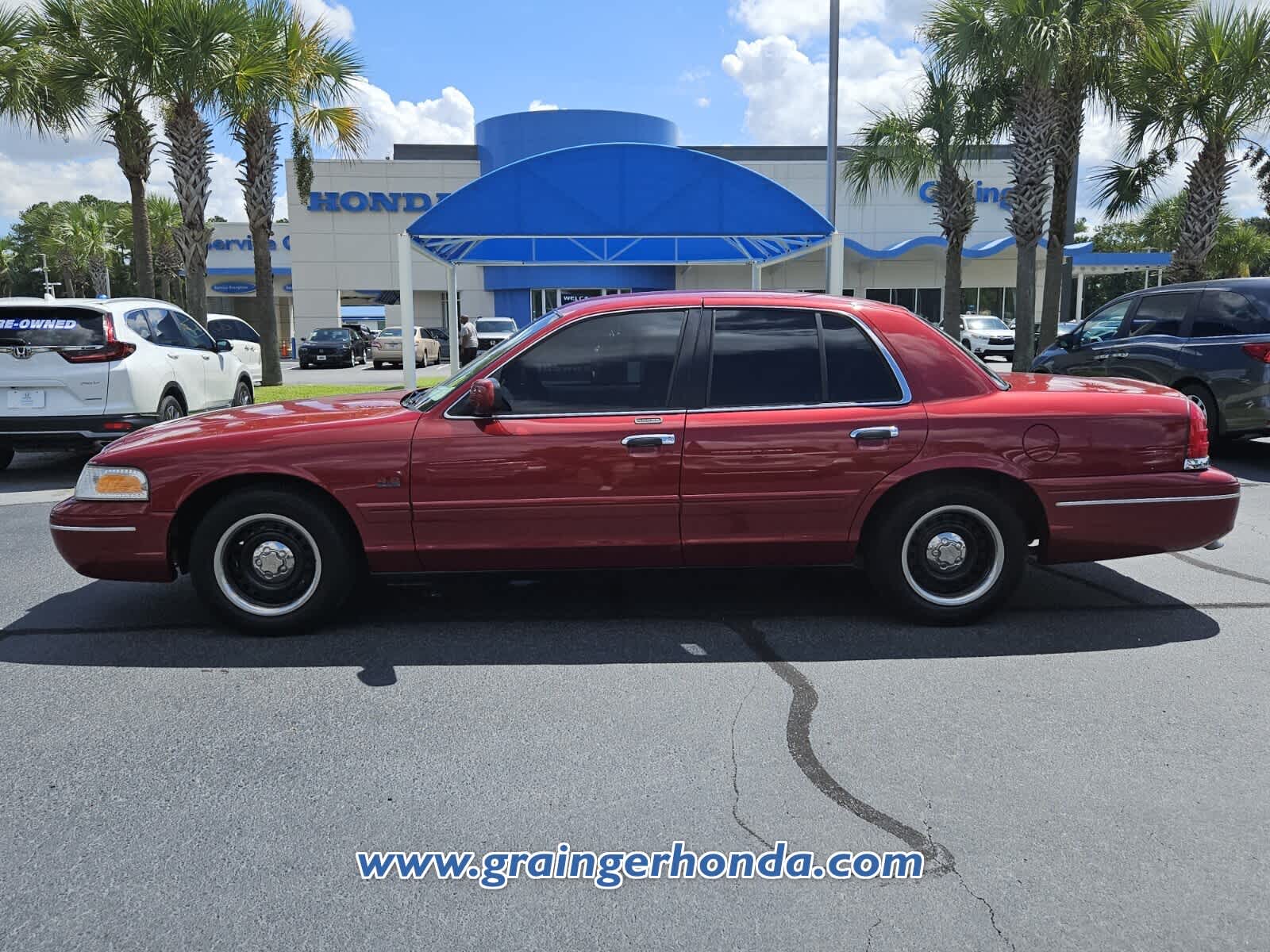 Used 2000 Ford Crown Victoria Sedan
