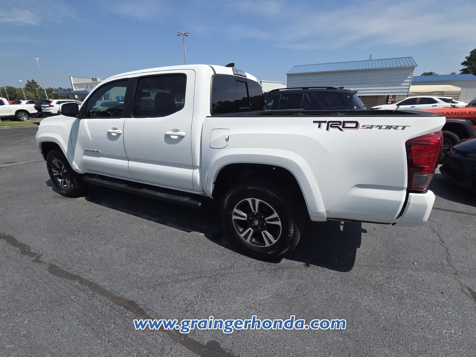 Used 2017 Toyota Tacoma Truck
