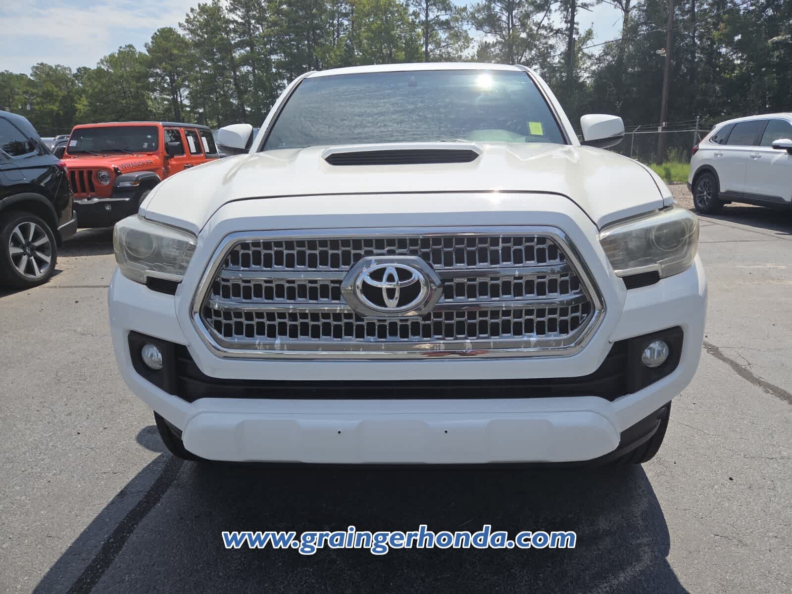 Used 2017 Toyota Tacoma Truck