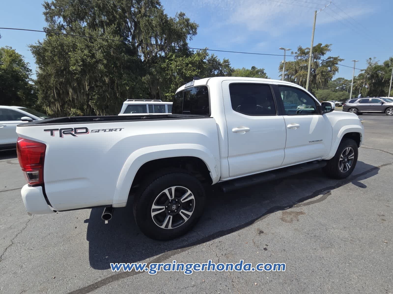 Used 2017 Toyota Tacoma Truck
