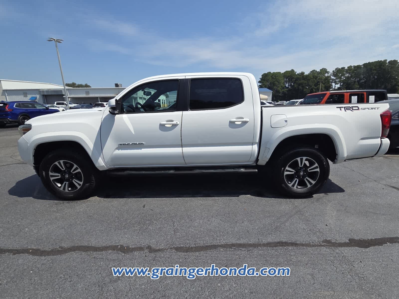 Used 2017 Toyota Tacoma Truck