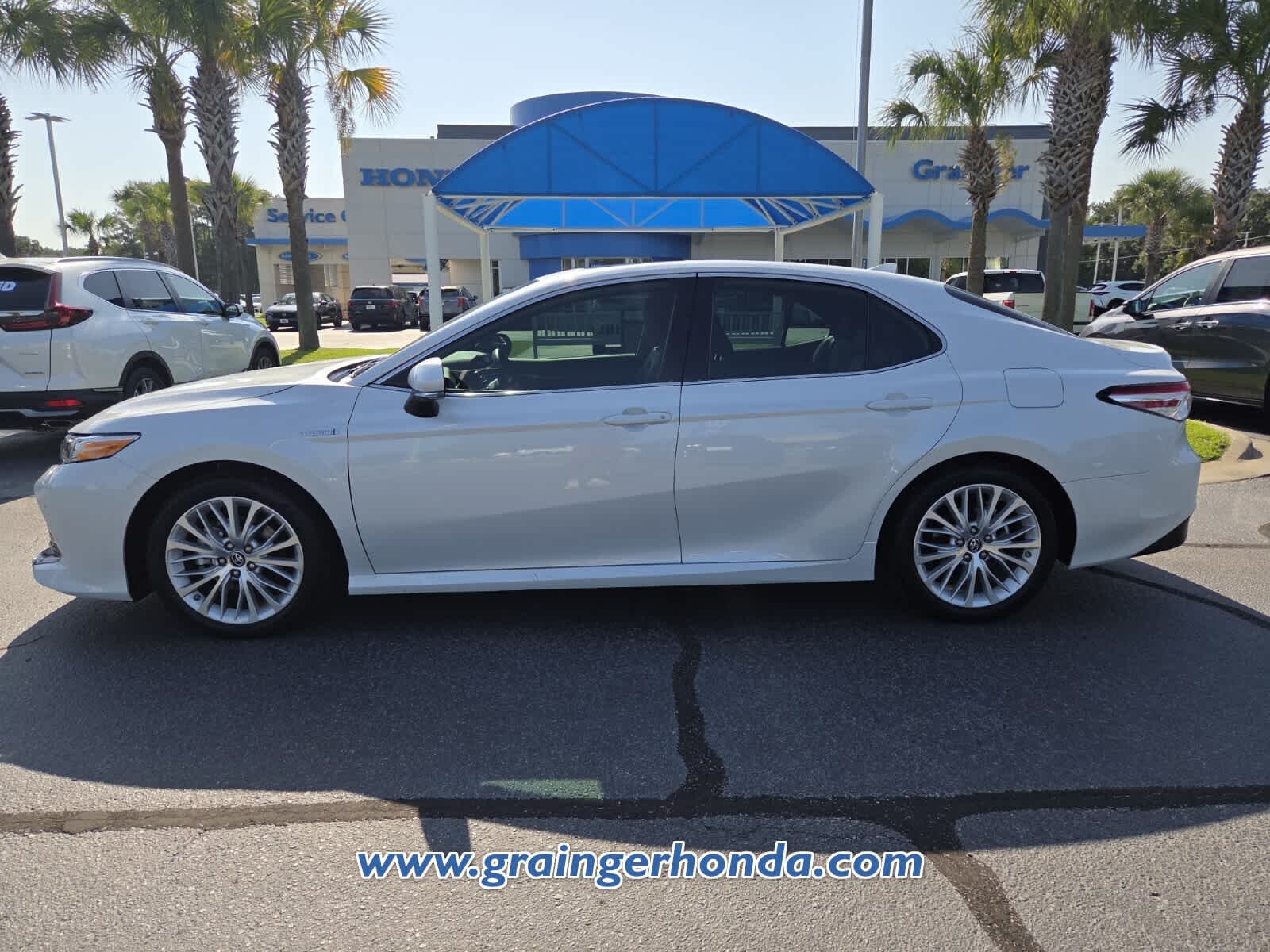 Used 2019 Toyota Camry Sedan