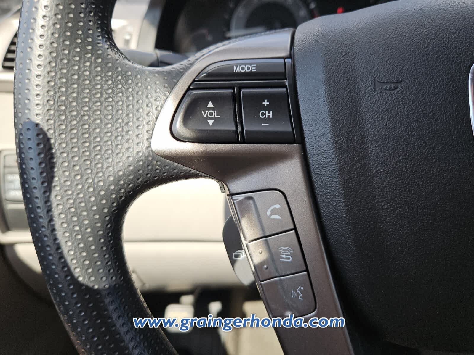 Used 2016 Honda Odyssey Van