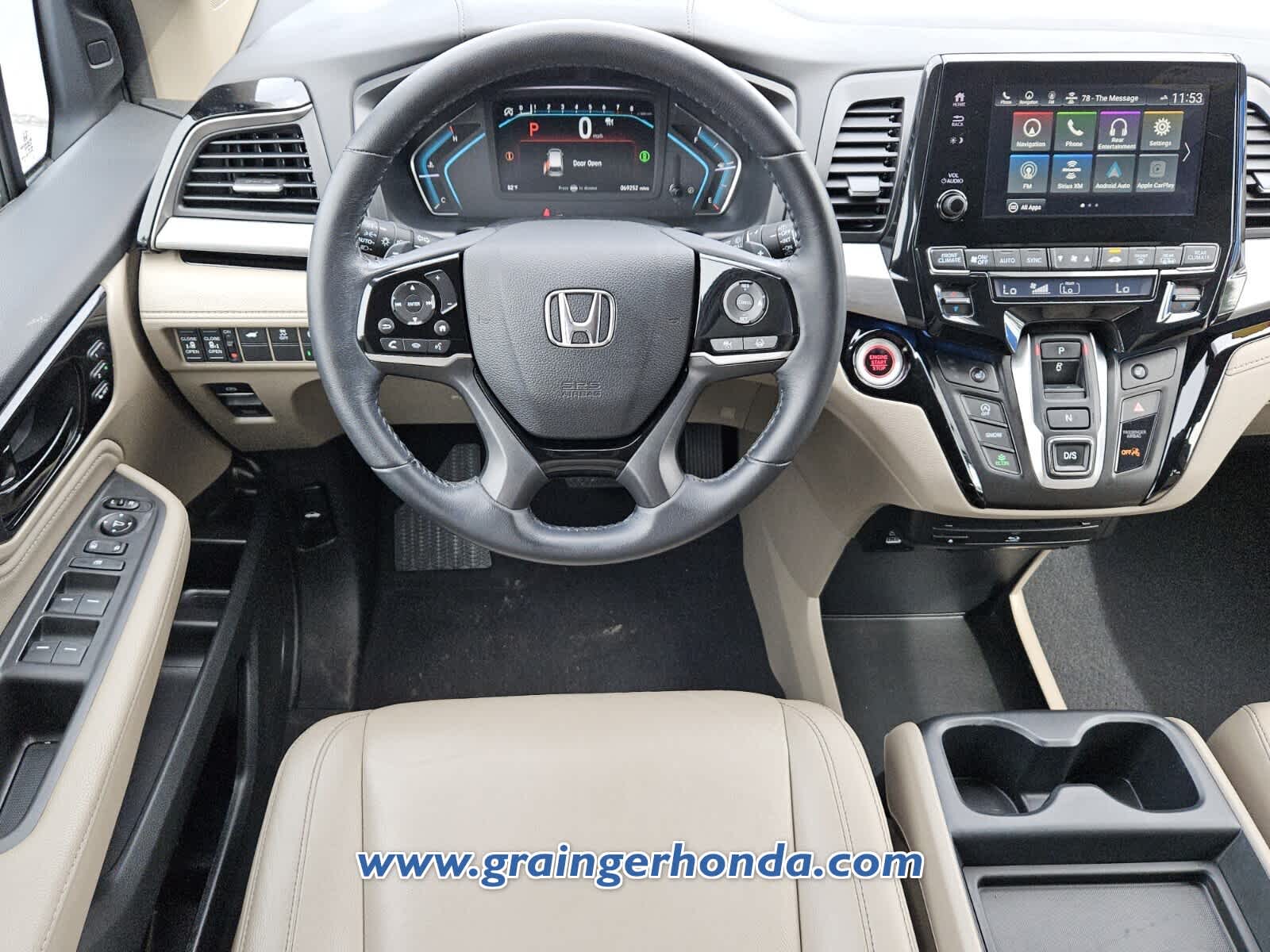 2021 Honda Odyssey Touring - Photo 12