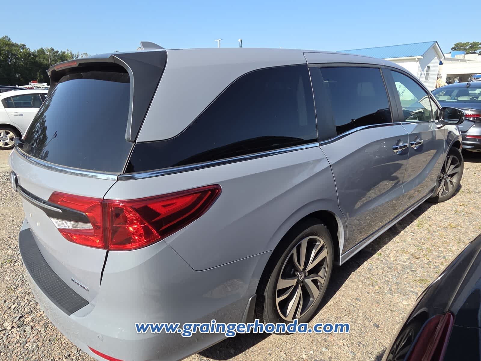 Used 2024 Honda Odyssey Van