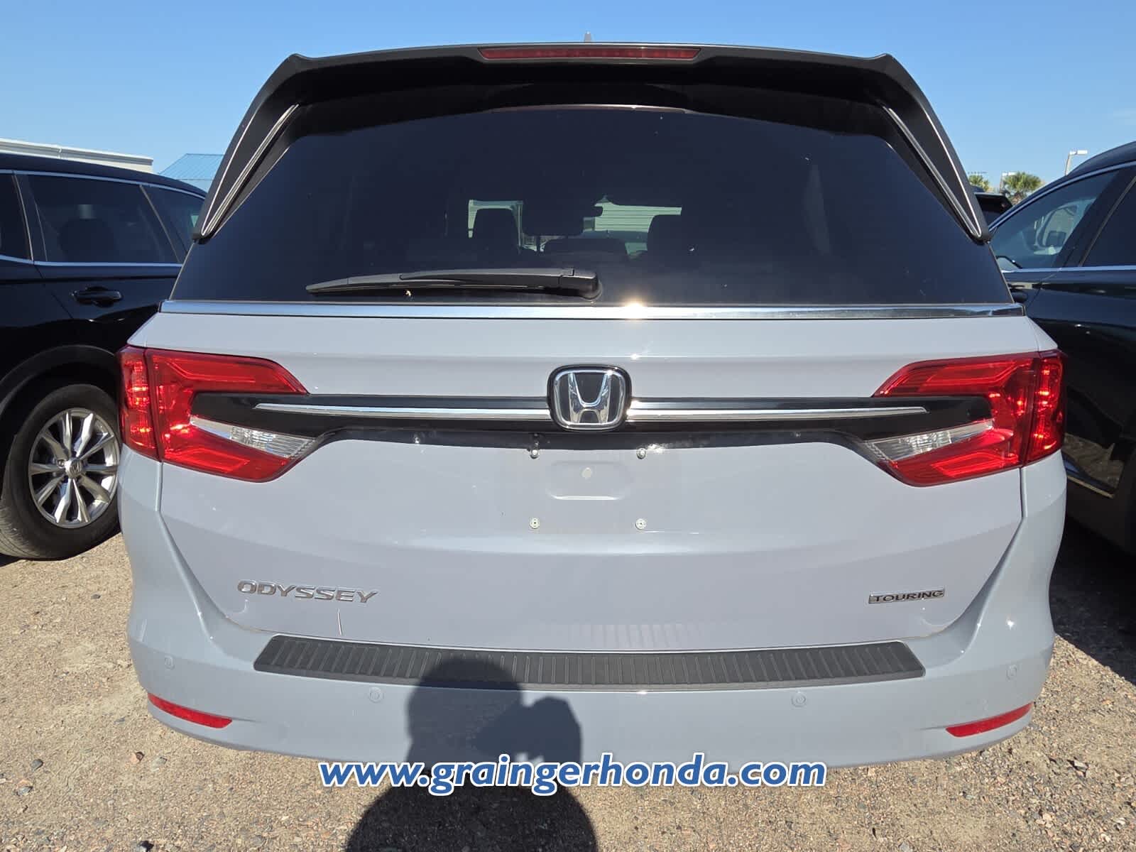 Used 2024 Honda Odyssey Van