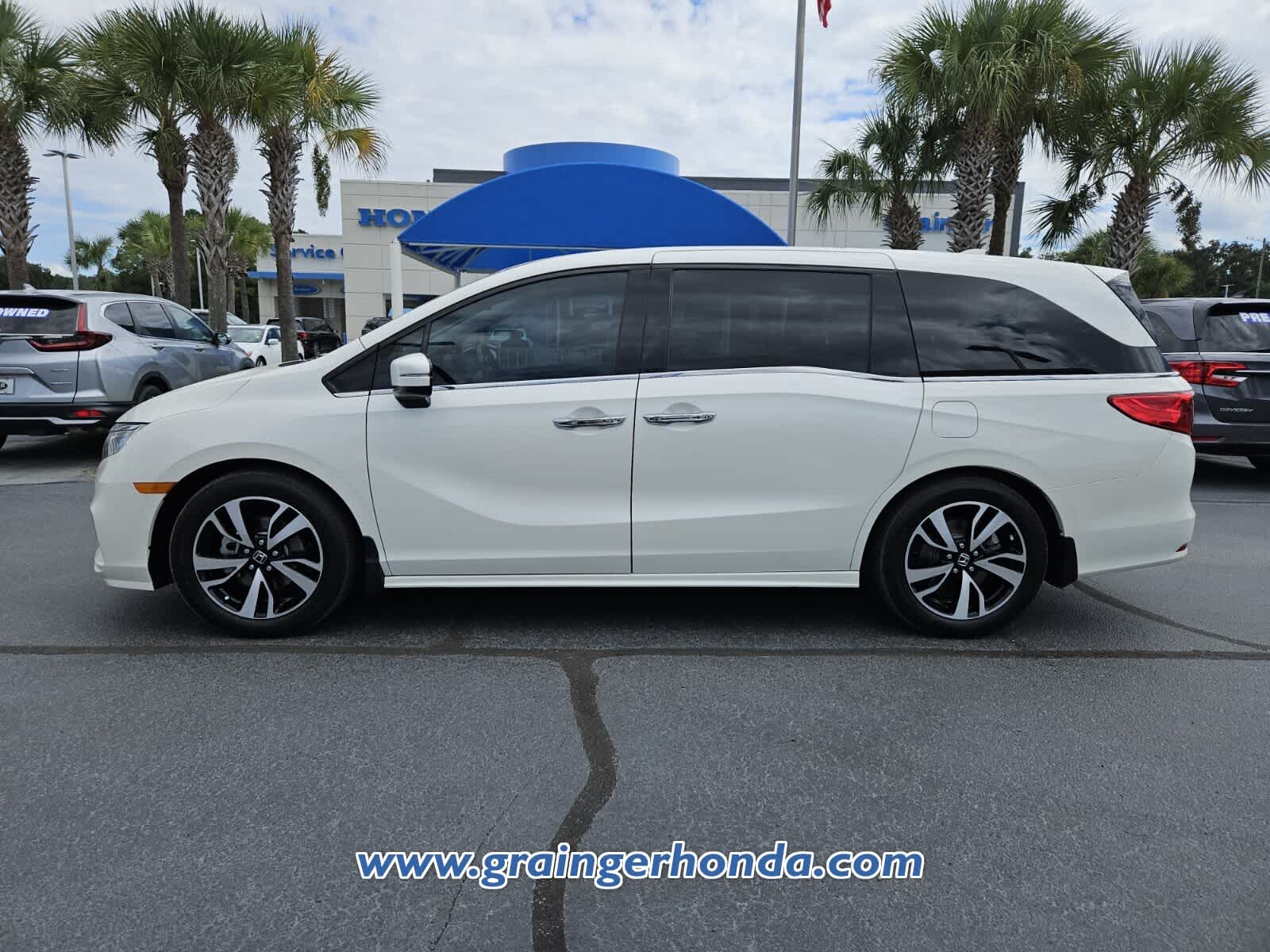 Used 2018 Honda Odyssey Van