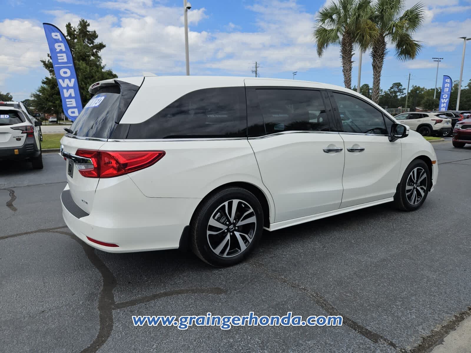 Used 2018 Honda Odyssey Van
