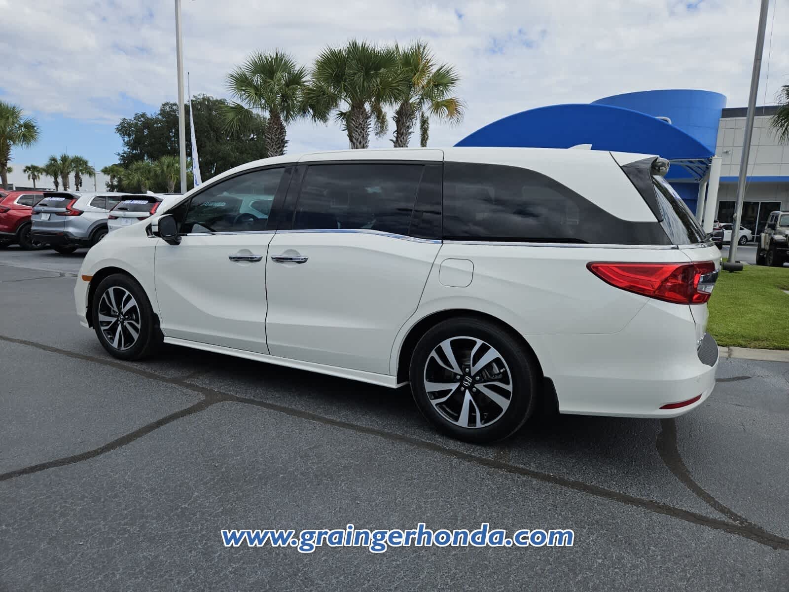 Used 2018 Honda Odyssey Van