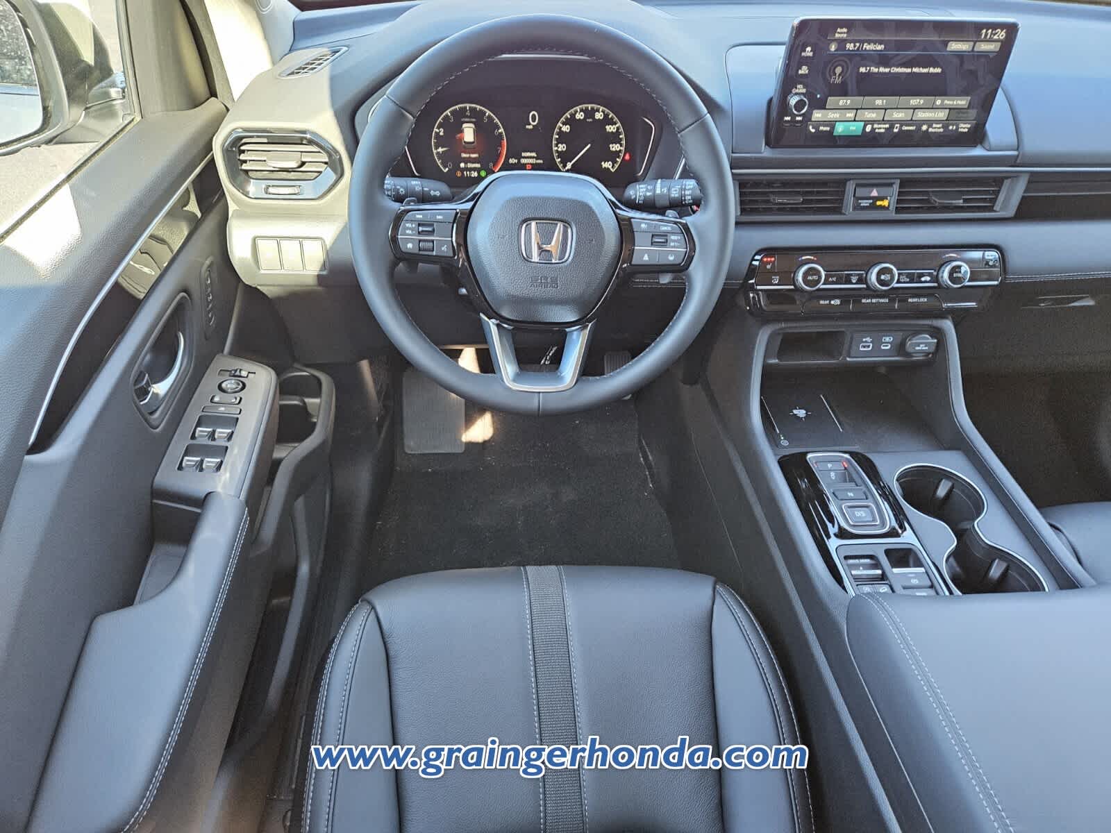 2025 Honda Pilot EX-L - Photo 11