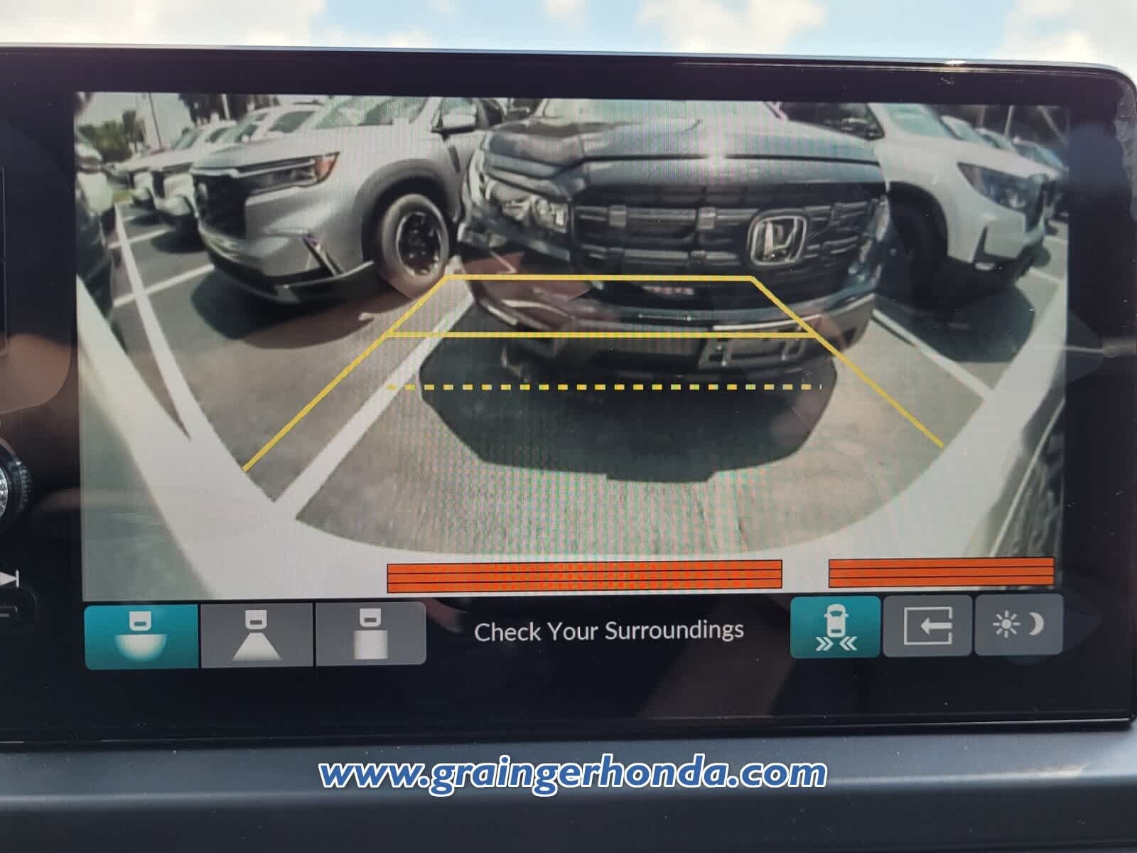 2025 Honda Pilot EX-L - Photo 15