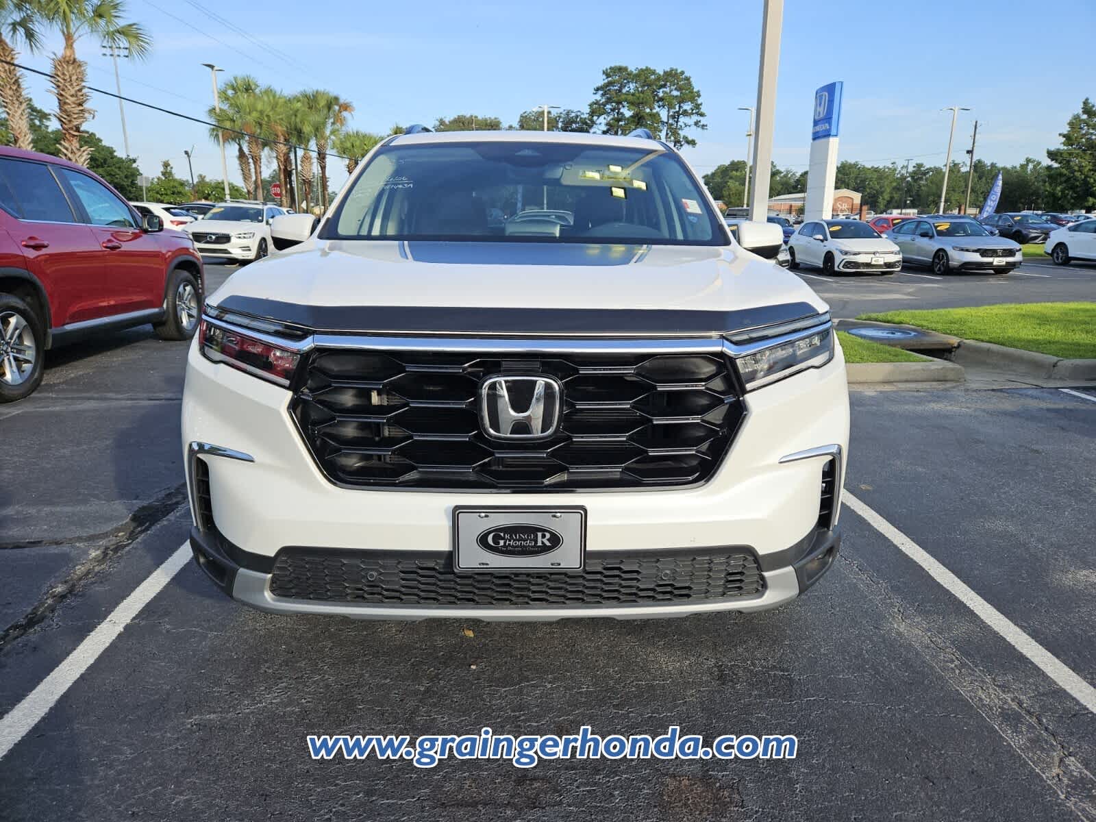 Used 2025 Honda Pilot SUV