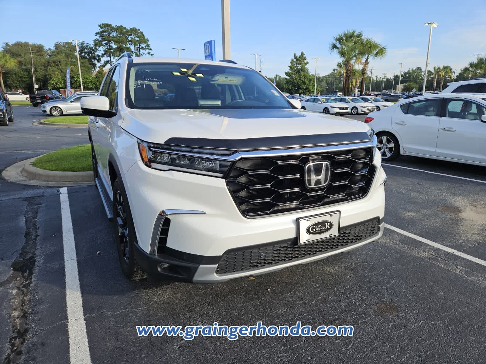 Used 2025 Honda Pilot SUV