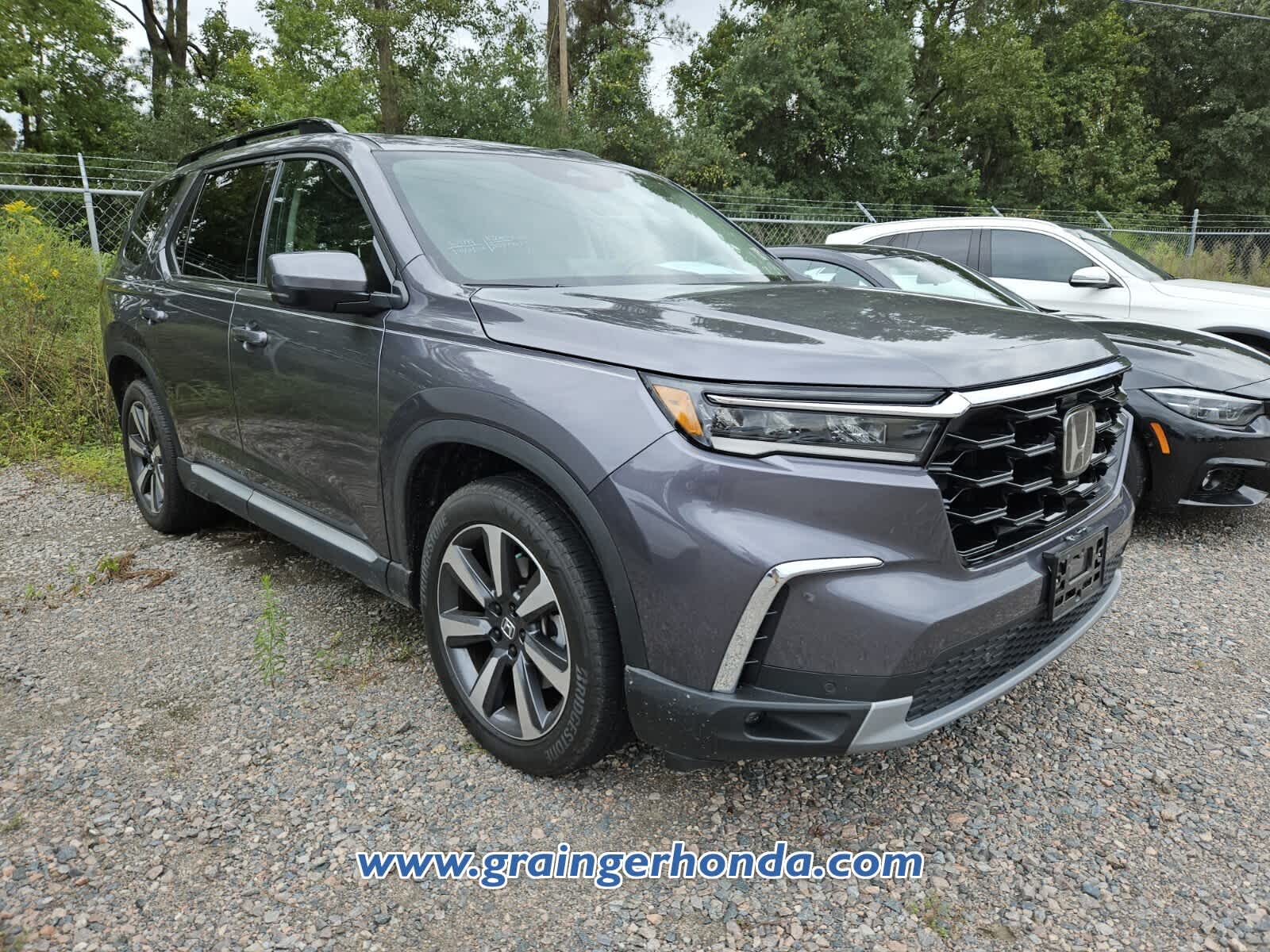 Used 2025 Honda Pilot SUV