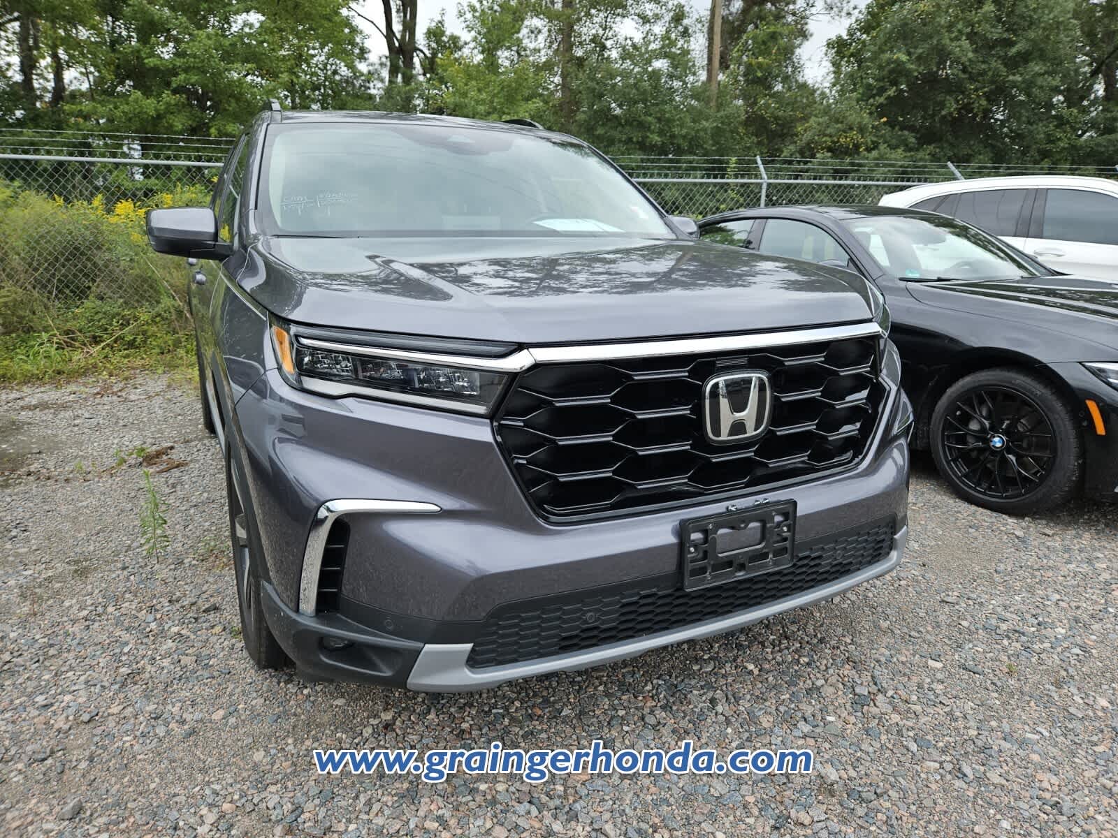 Used 2025 Honda Pilot SUV