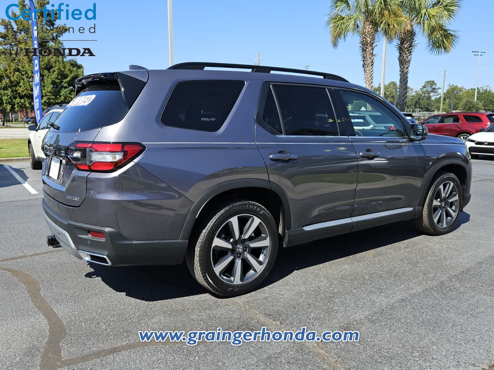 2025 Honda Pilot Touring - Photo 5