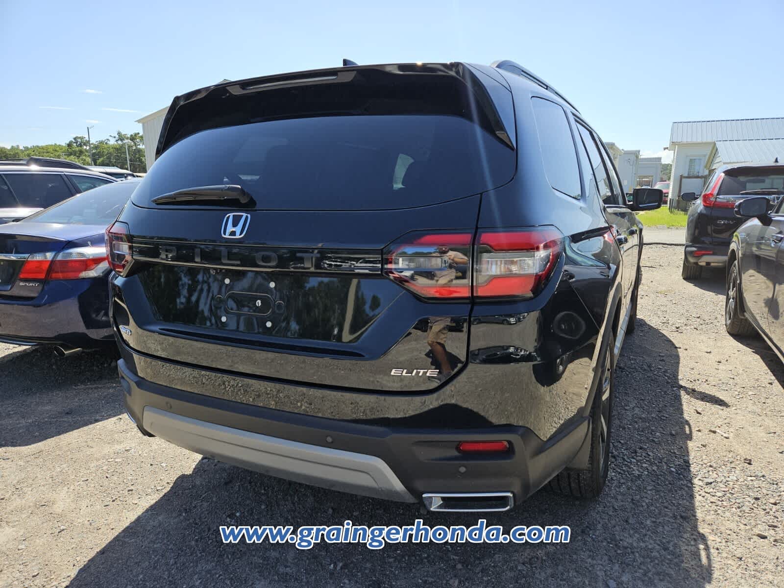 Used 2025 Honda Pilot SUV