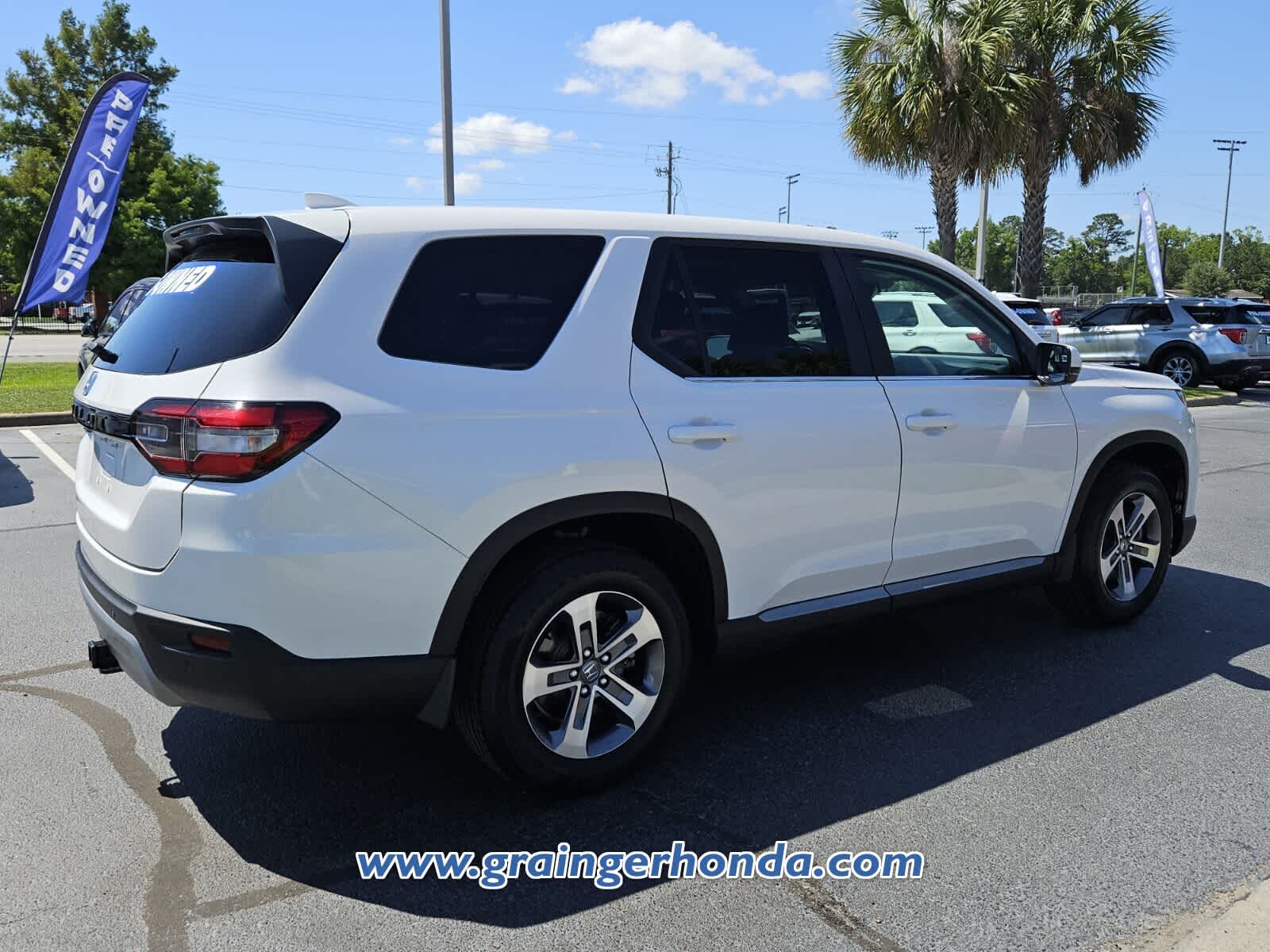 Used 2025 Honda Pilot SUV