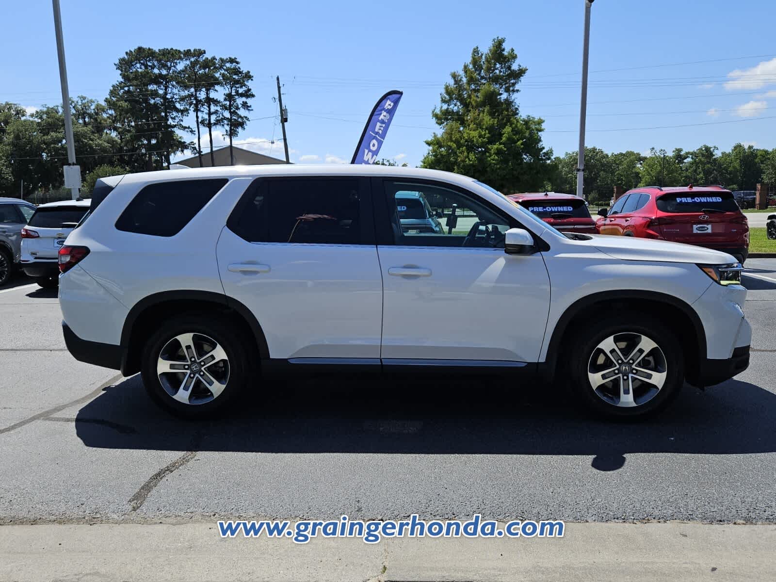 Used 2025 Honda Pilot SUV