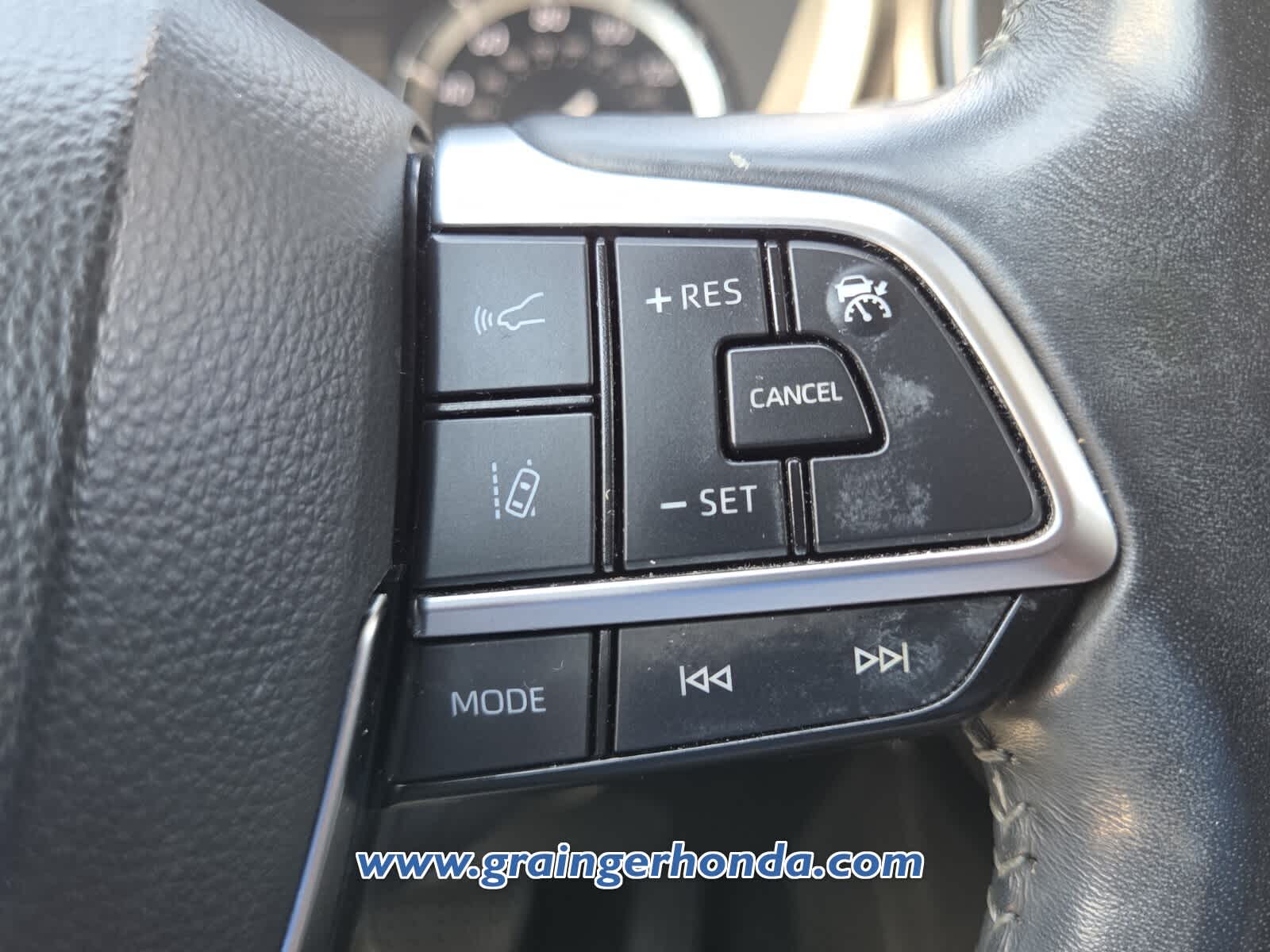 Used 2021 Toyota Highlander SUV