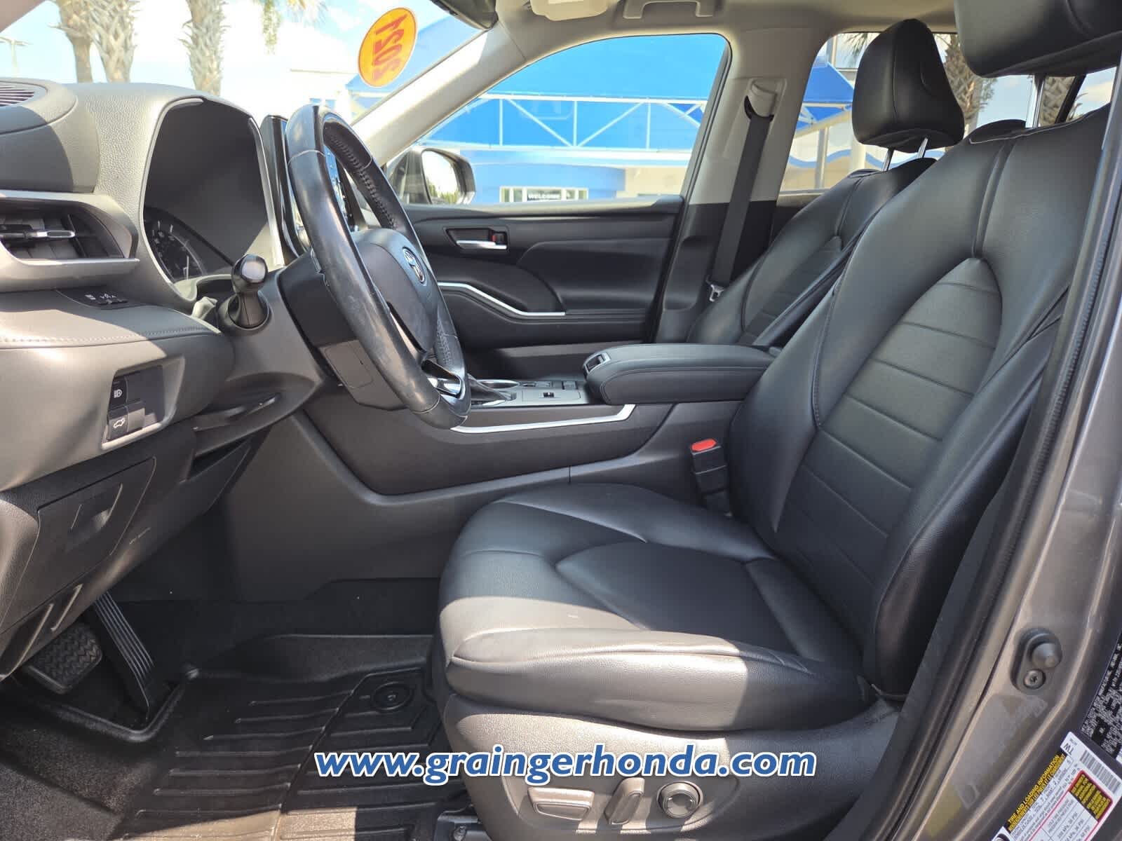 Used 2021 Toyota Highlander SUV