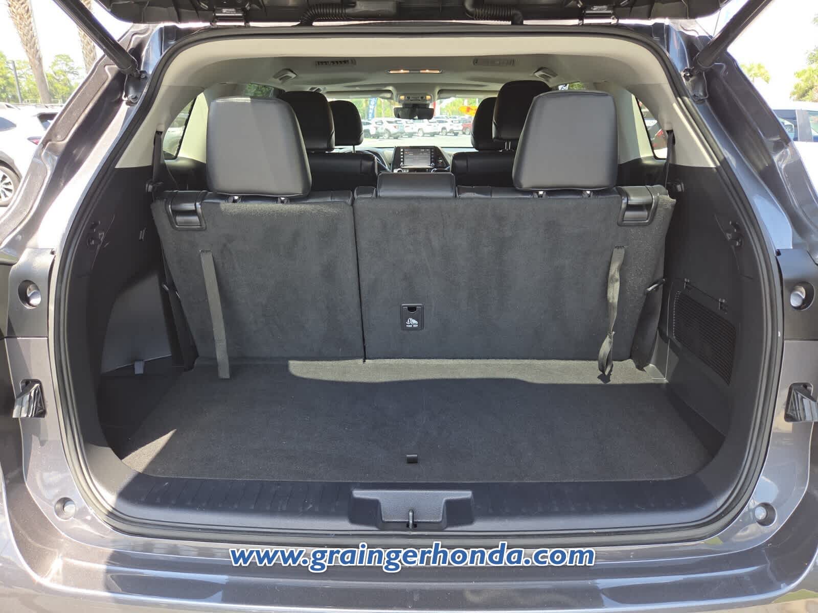 Used 2021 Toyota Highlander SUV