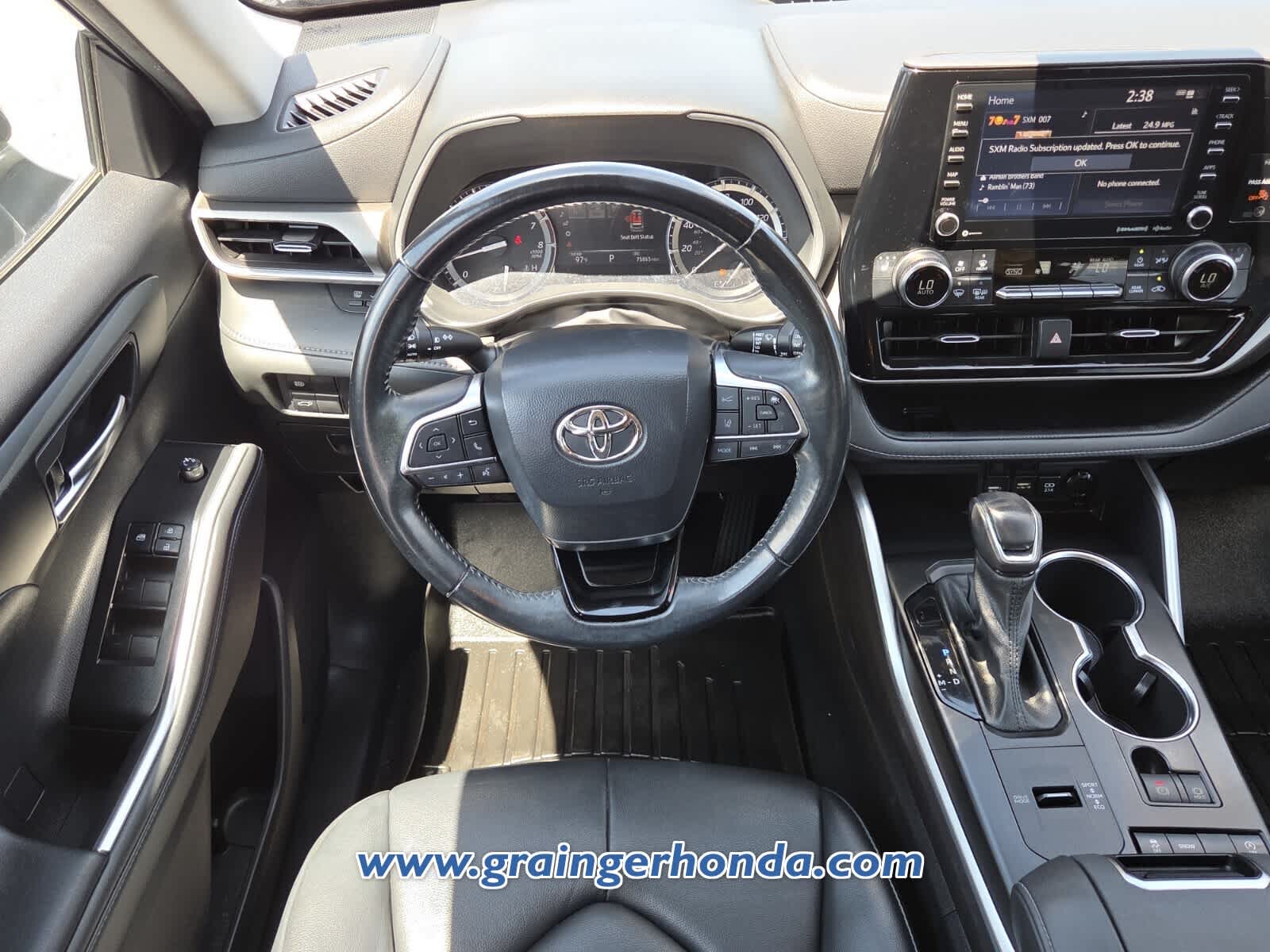 Used 2021 Toyota Highlander SUV