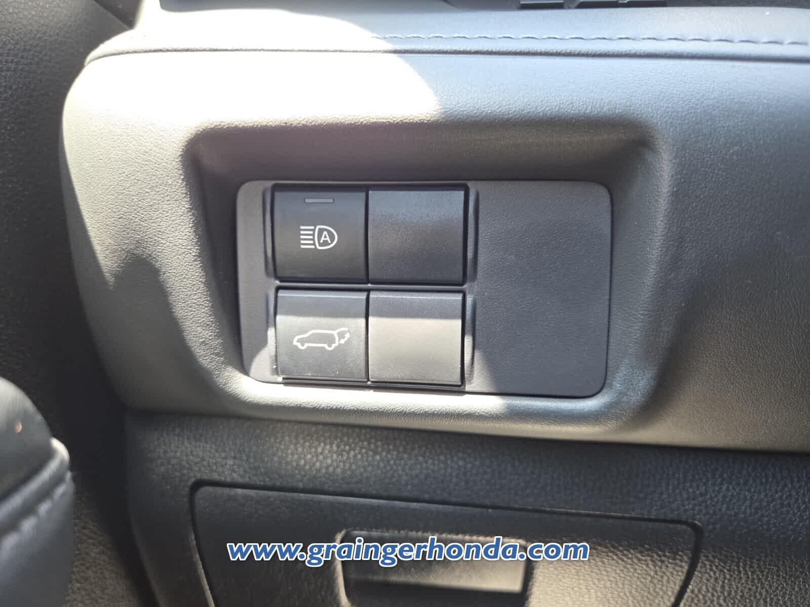 Used 2021 Toyota Highlander SUV