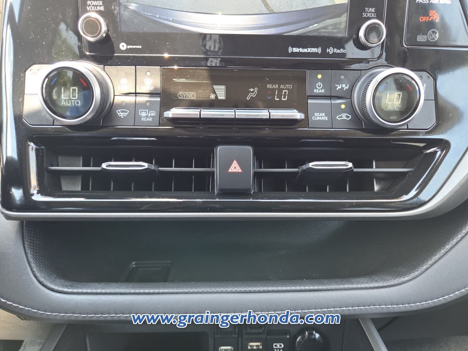 Used 2021 Toyota Highlander SUV
