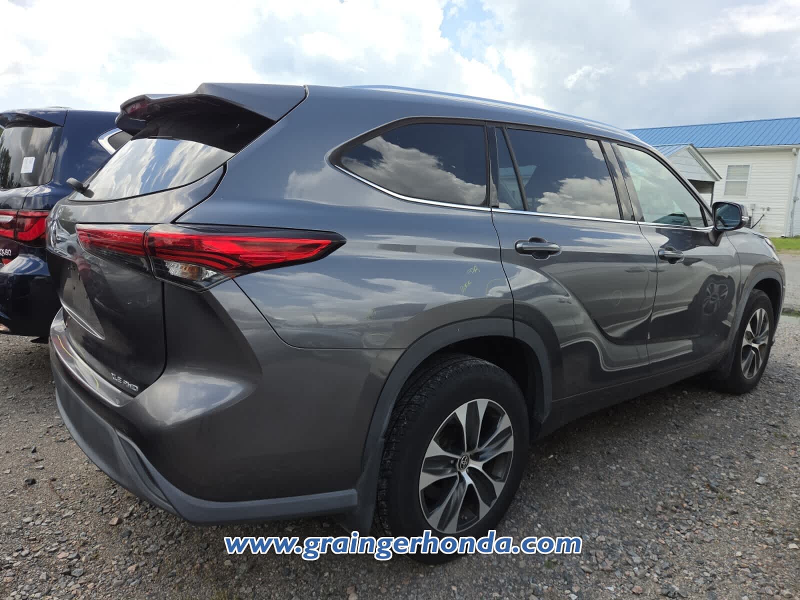Used 2020 Toyota Highlander SUV