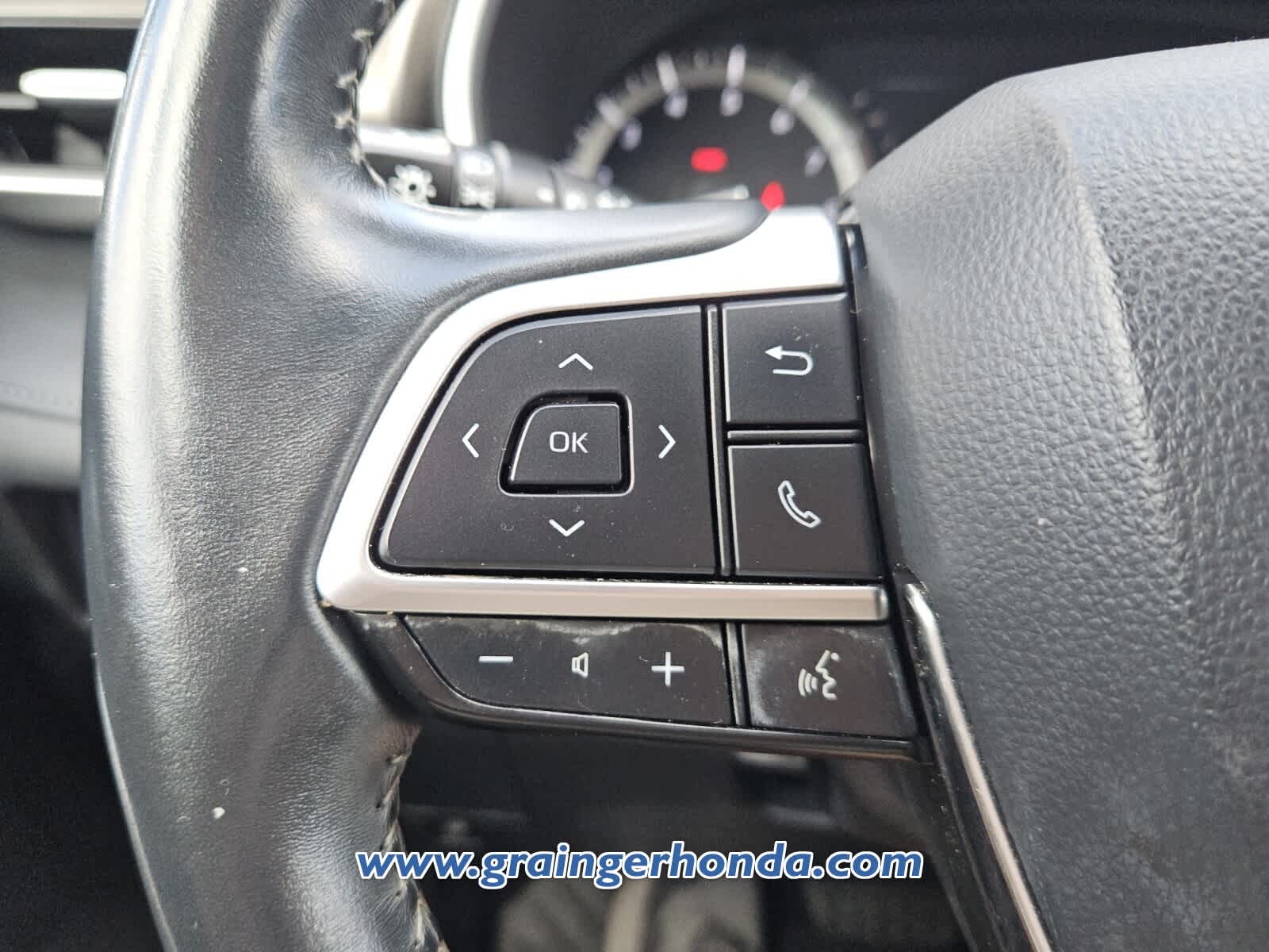 Used 2020 Toyota Highlander SUV
