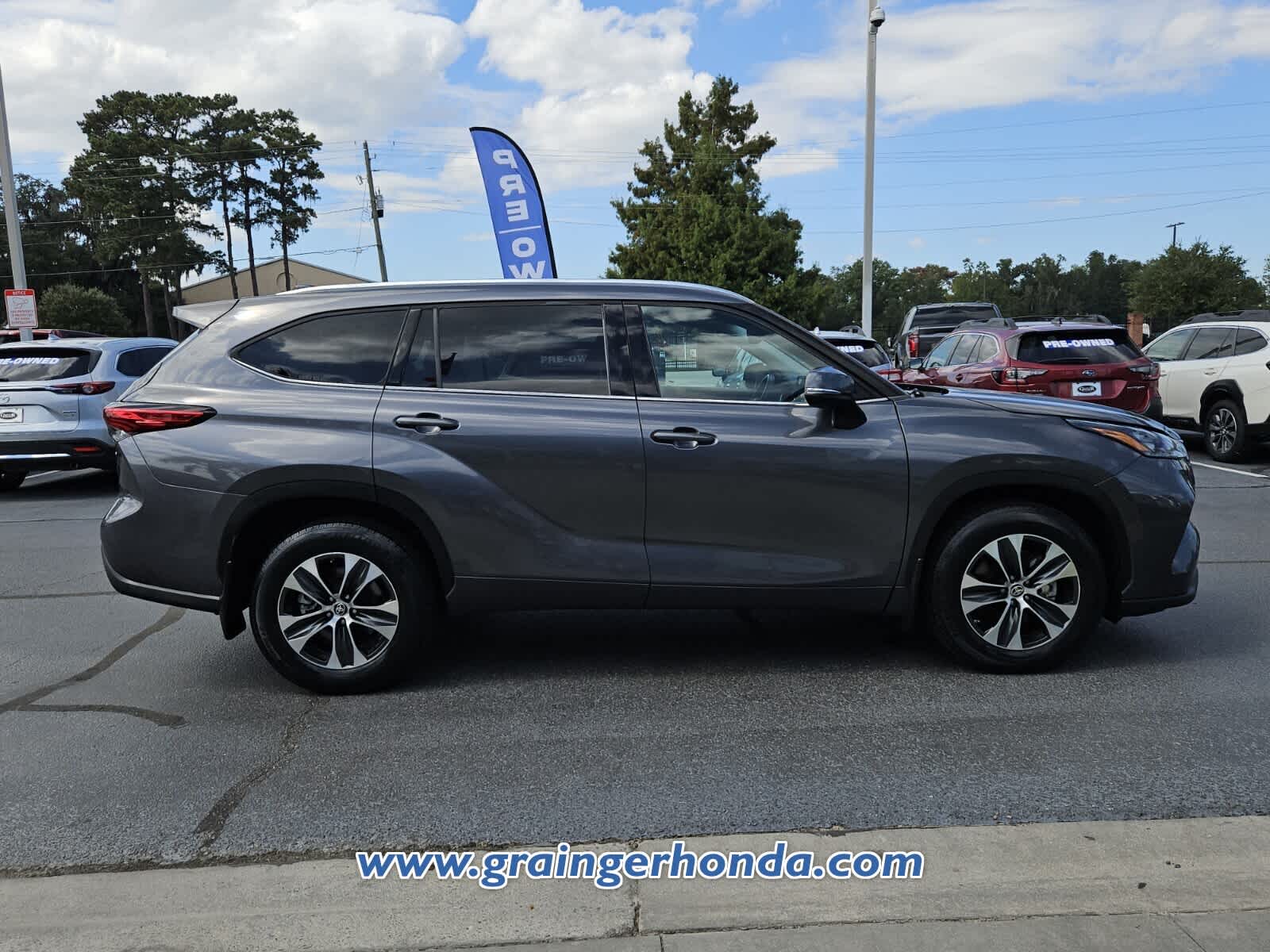 Used 2020 Toyota Highlander SUV
