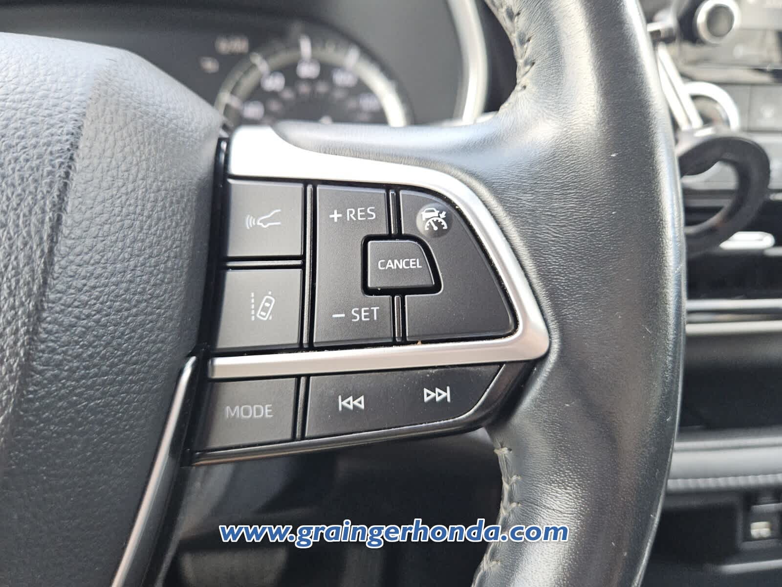 Used 2020 Toyota Highlander SUV