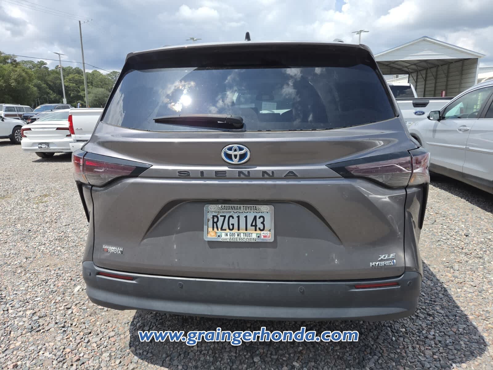 Used 2024 Toyota Sienna Van