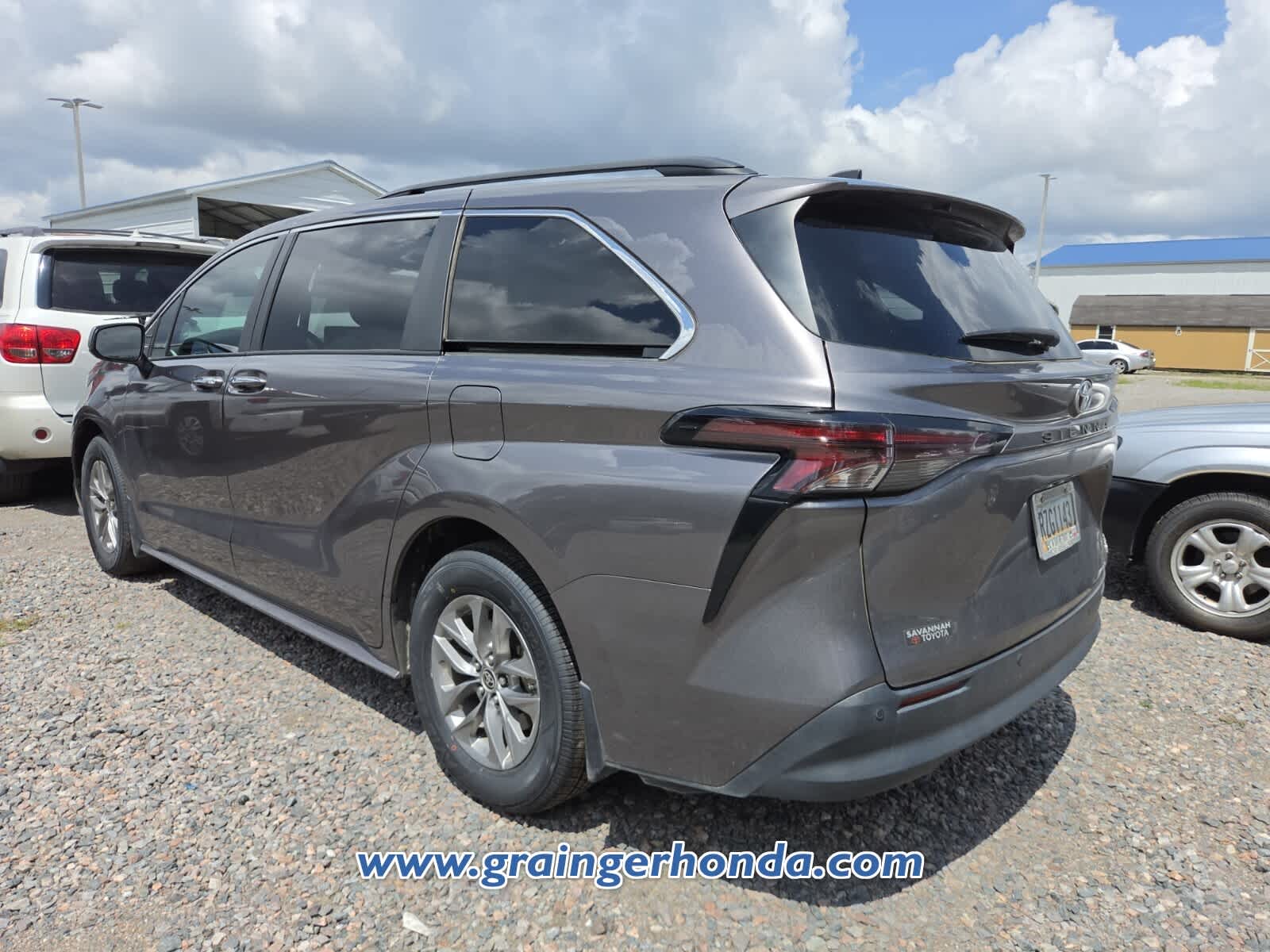 Used 2024 Toyota Sienna Van