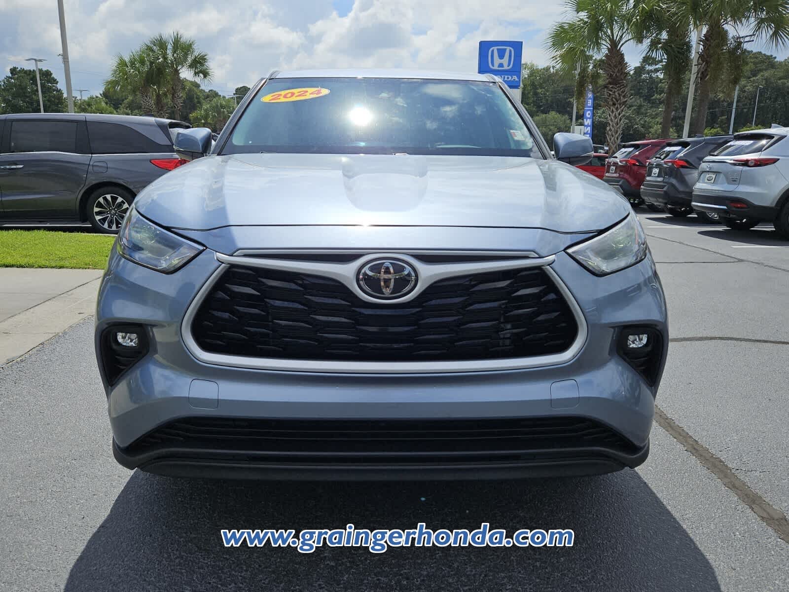 Used 2024 Toyota Highlander SUV