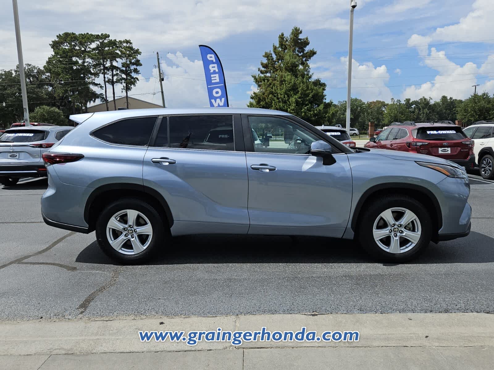 Used 2024 Toyota Highlander SUV