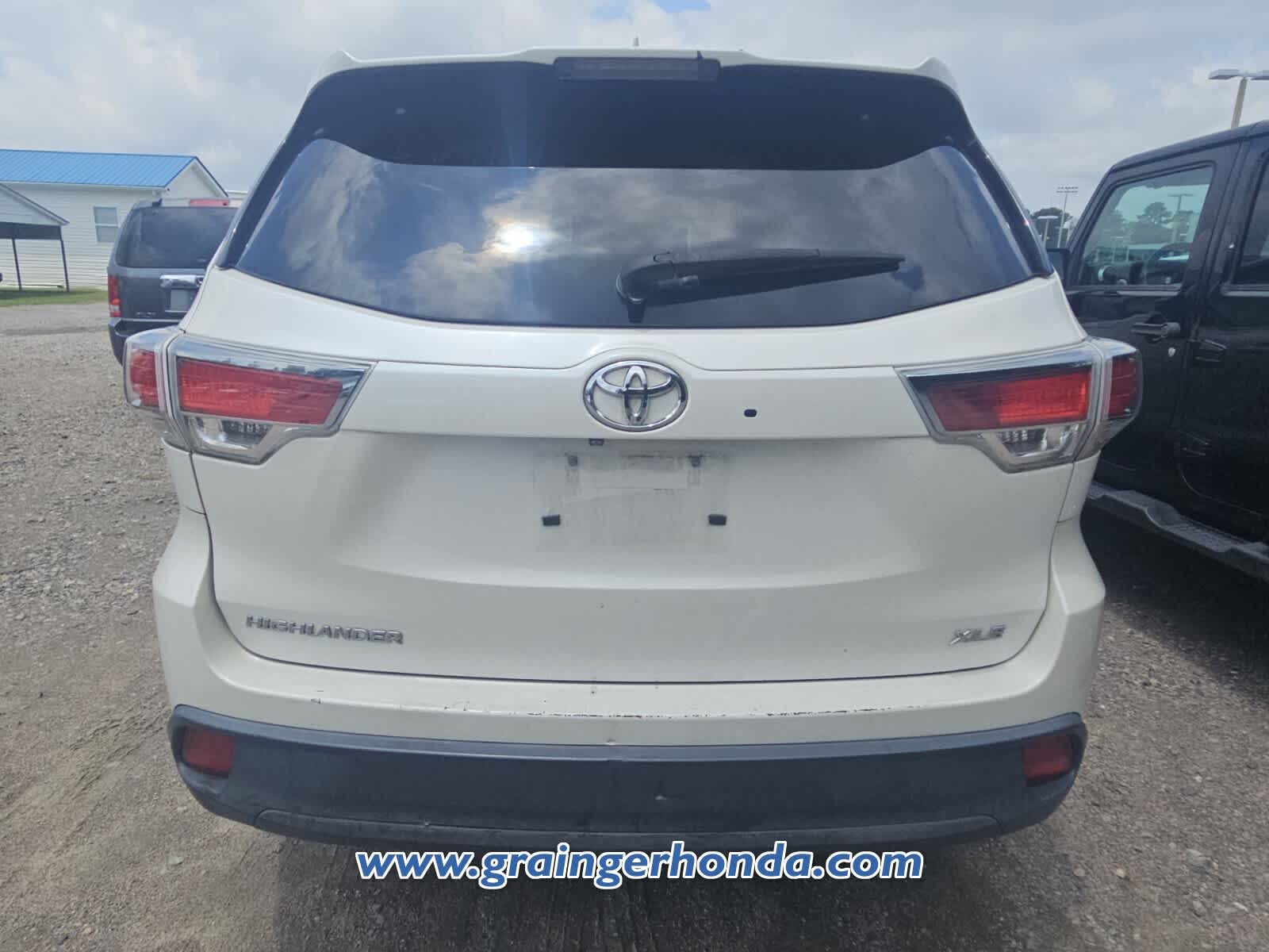 Used 2015 Toyota Highlander SUV