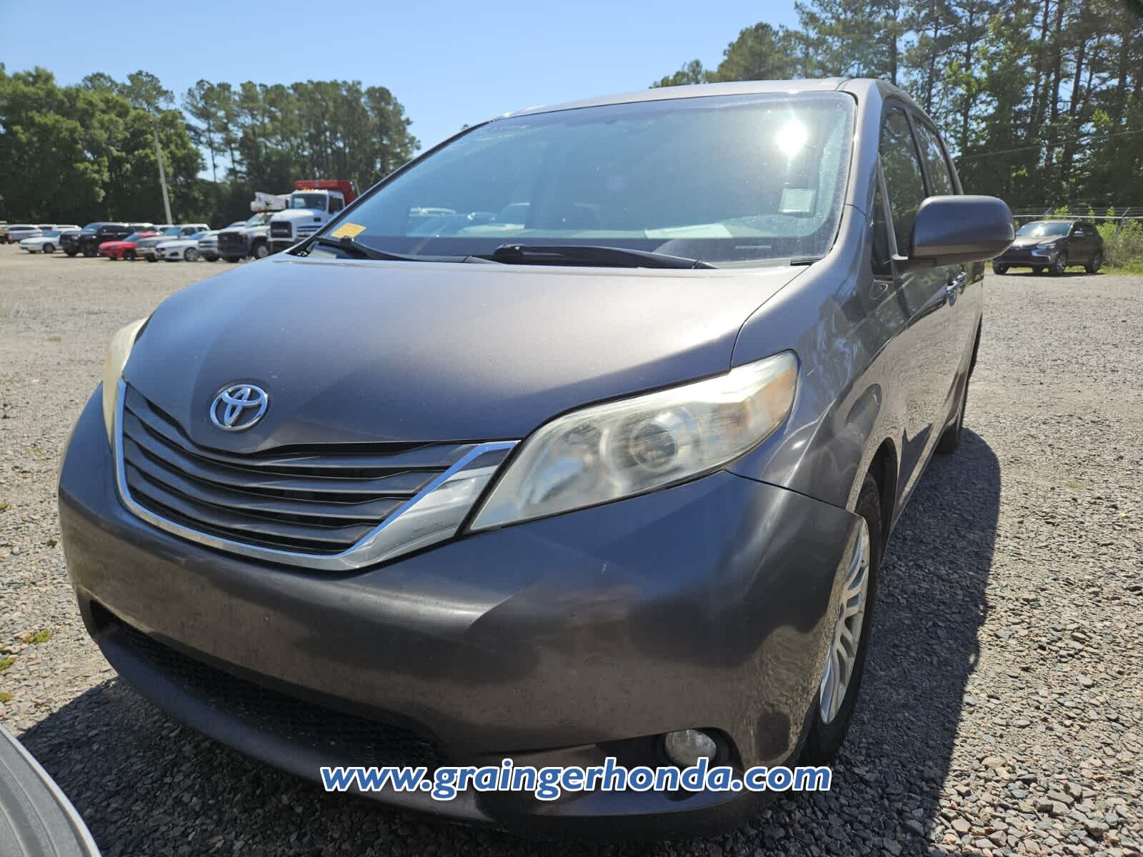 Used 2011 Toyota Sienna XLE with VIN 5TDYK3DC0BS102384 for sale in Savannah, GA