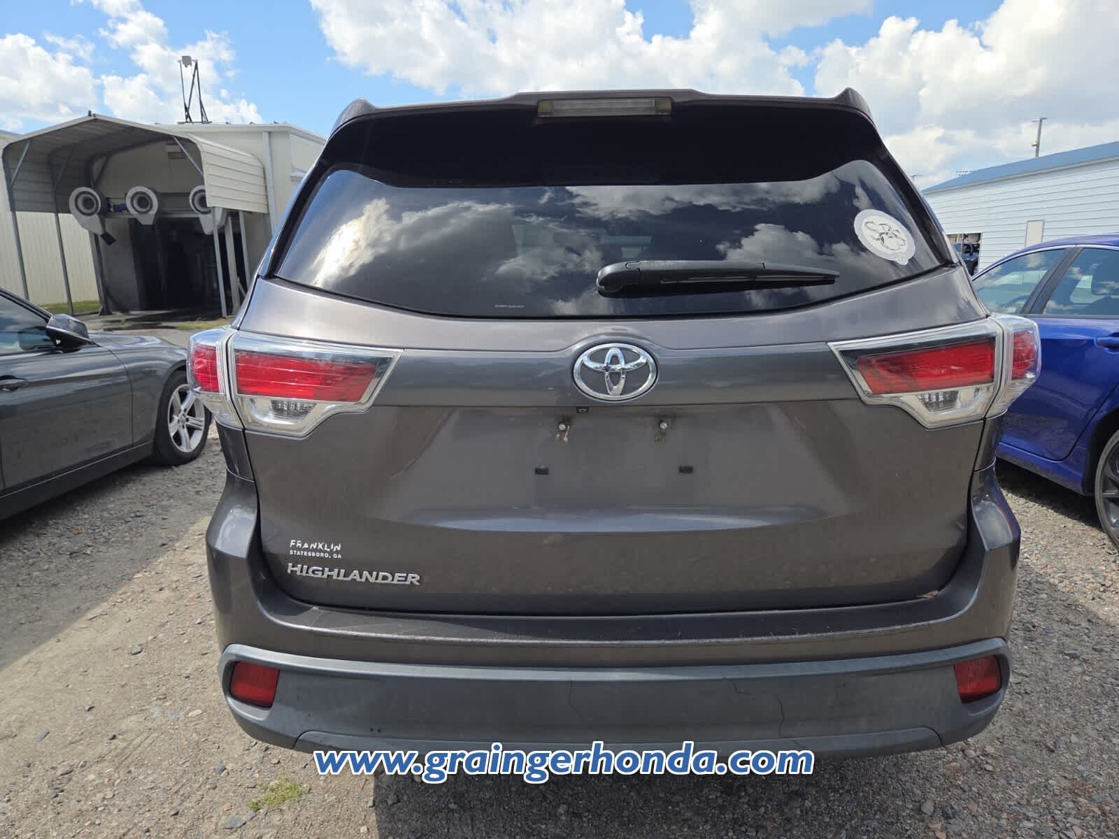 Used 2016 Toyota Highlander SUV