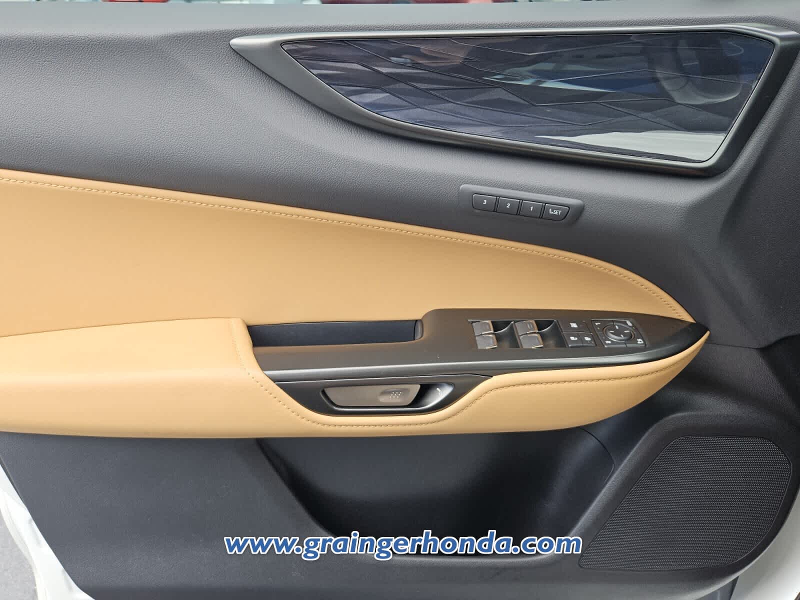 Used 2025 Lexus NX 350h SUV