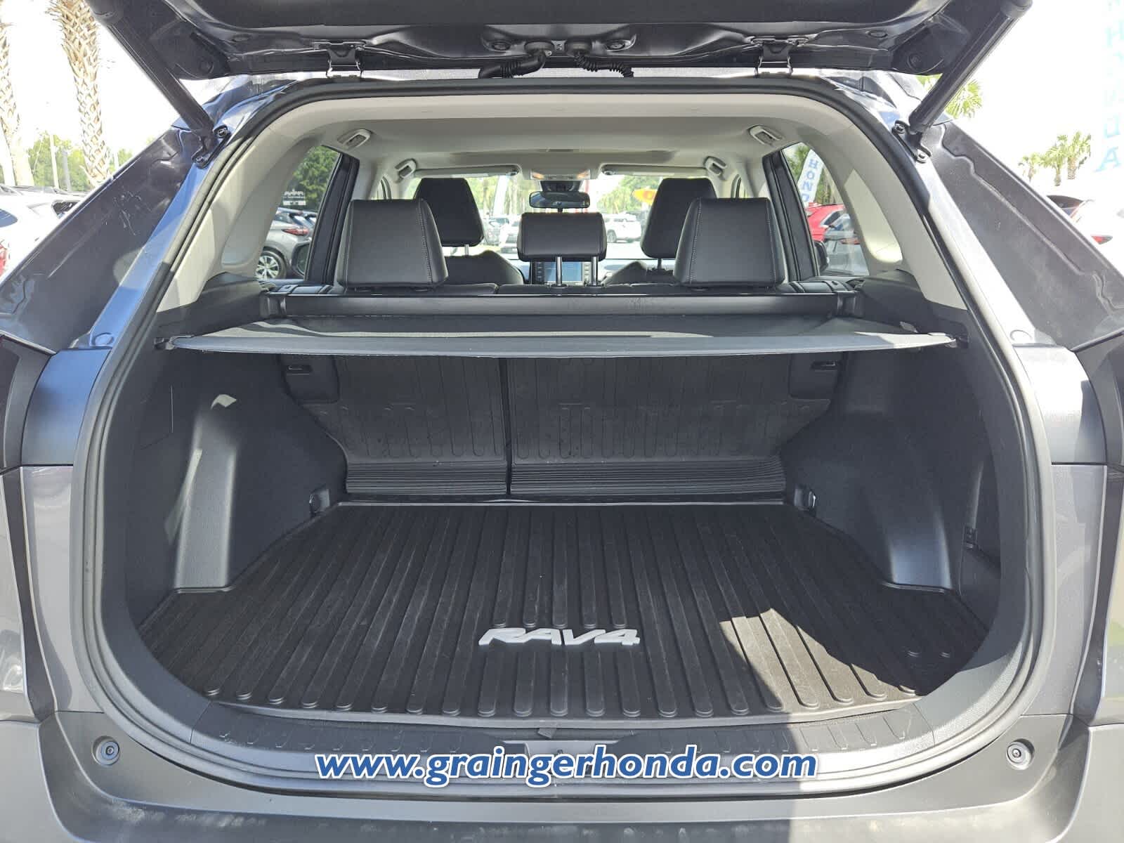 Used 2020 Toyota RAV4 SUV