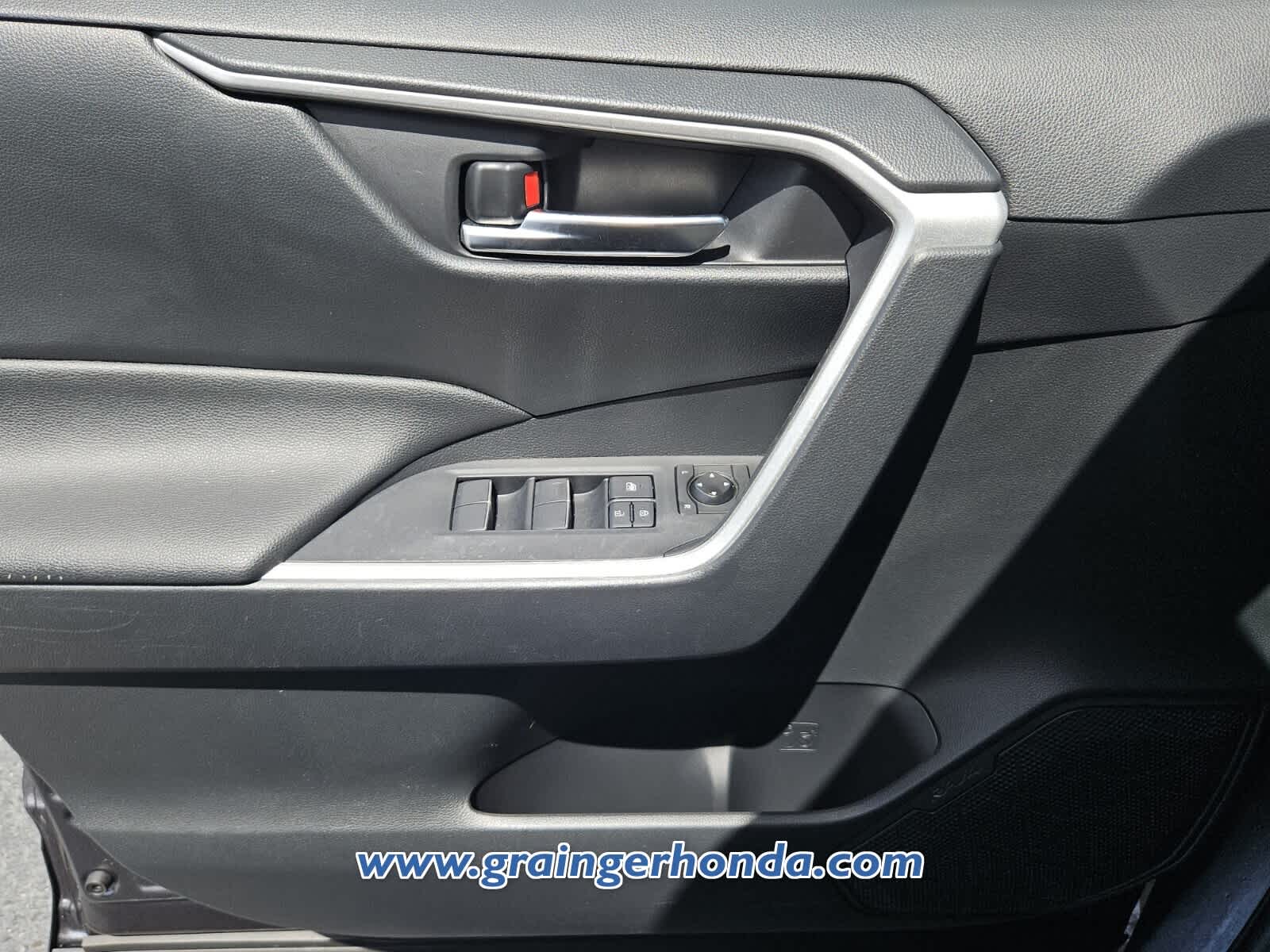 Used 2020 Toyota RAV4 SUV