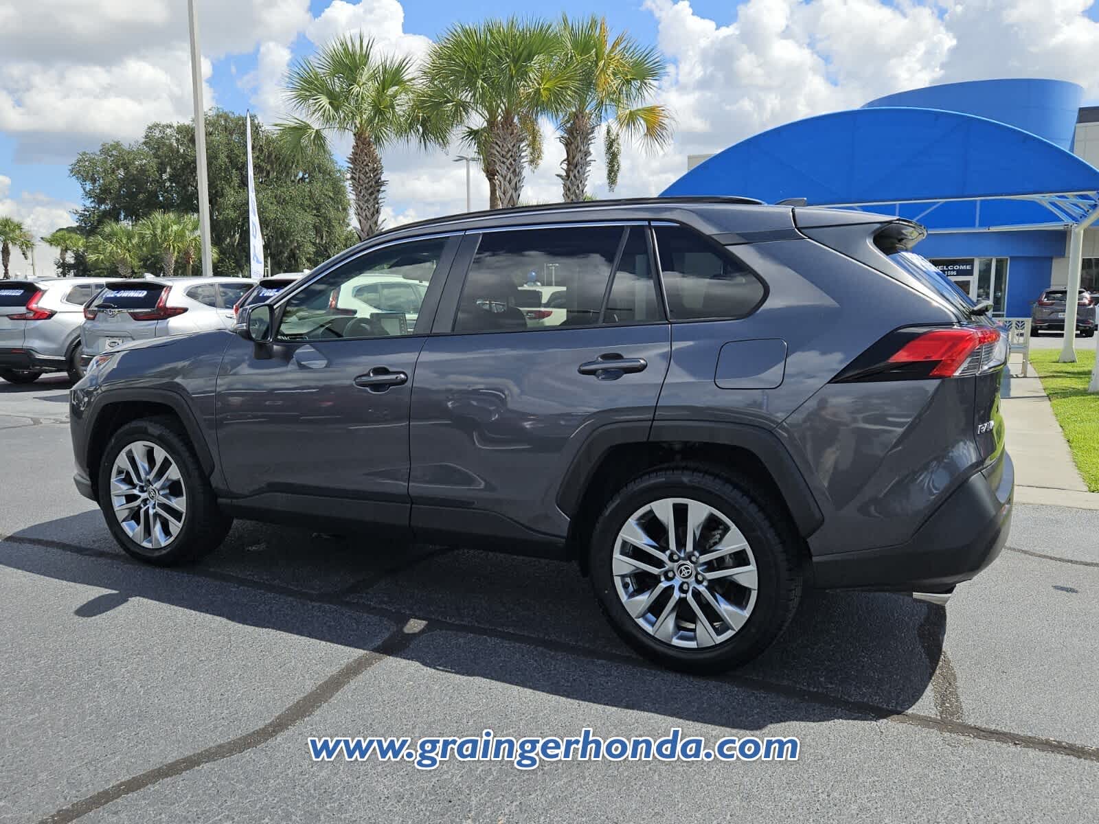 Used 2020 Toyota RAV4 SUV
