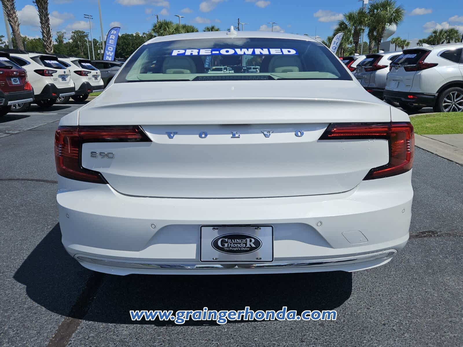 Used 2022 Volvo S90 Sedan