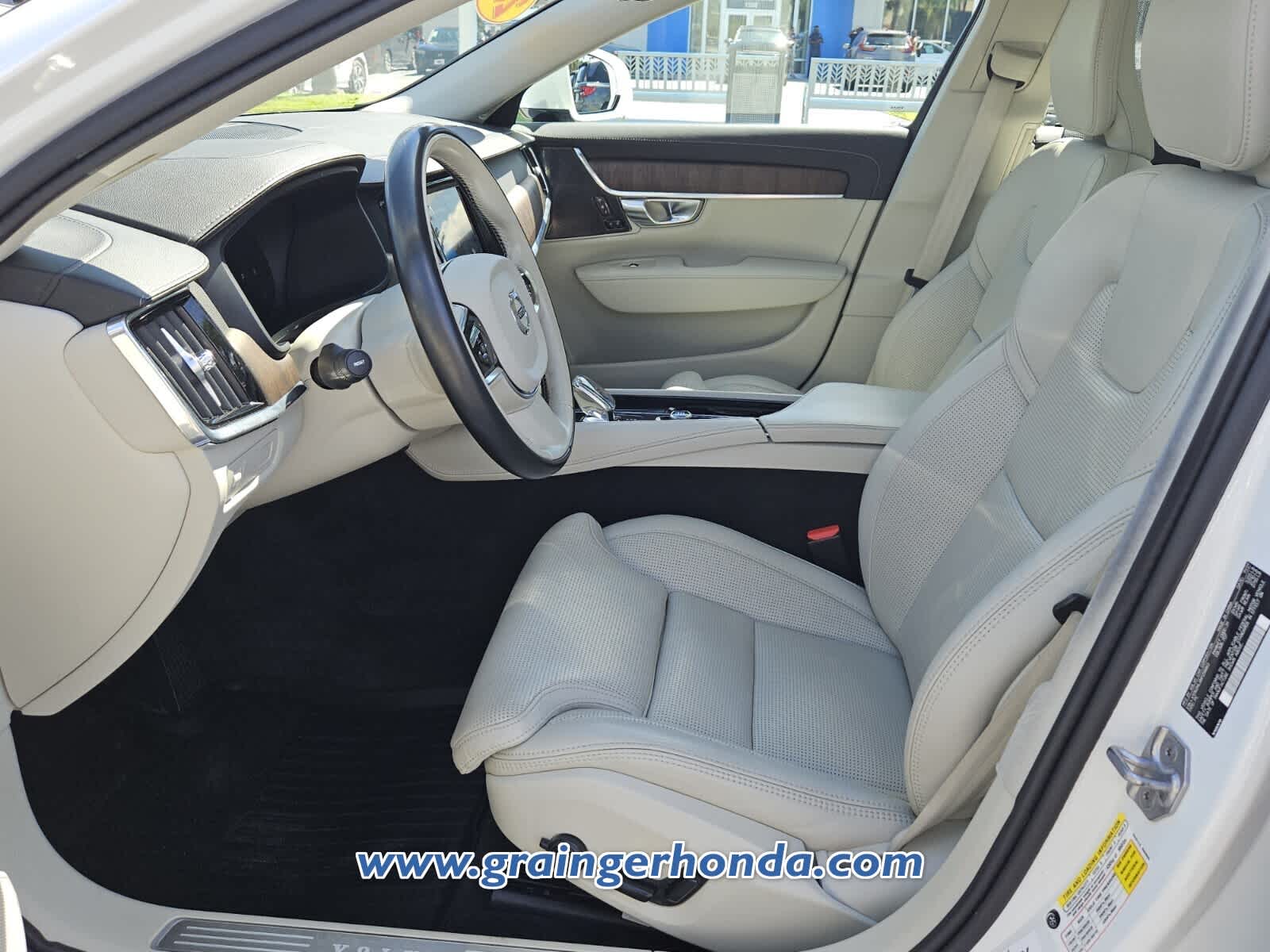 Used 2022 Volvo S90 Sedan