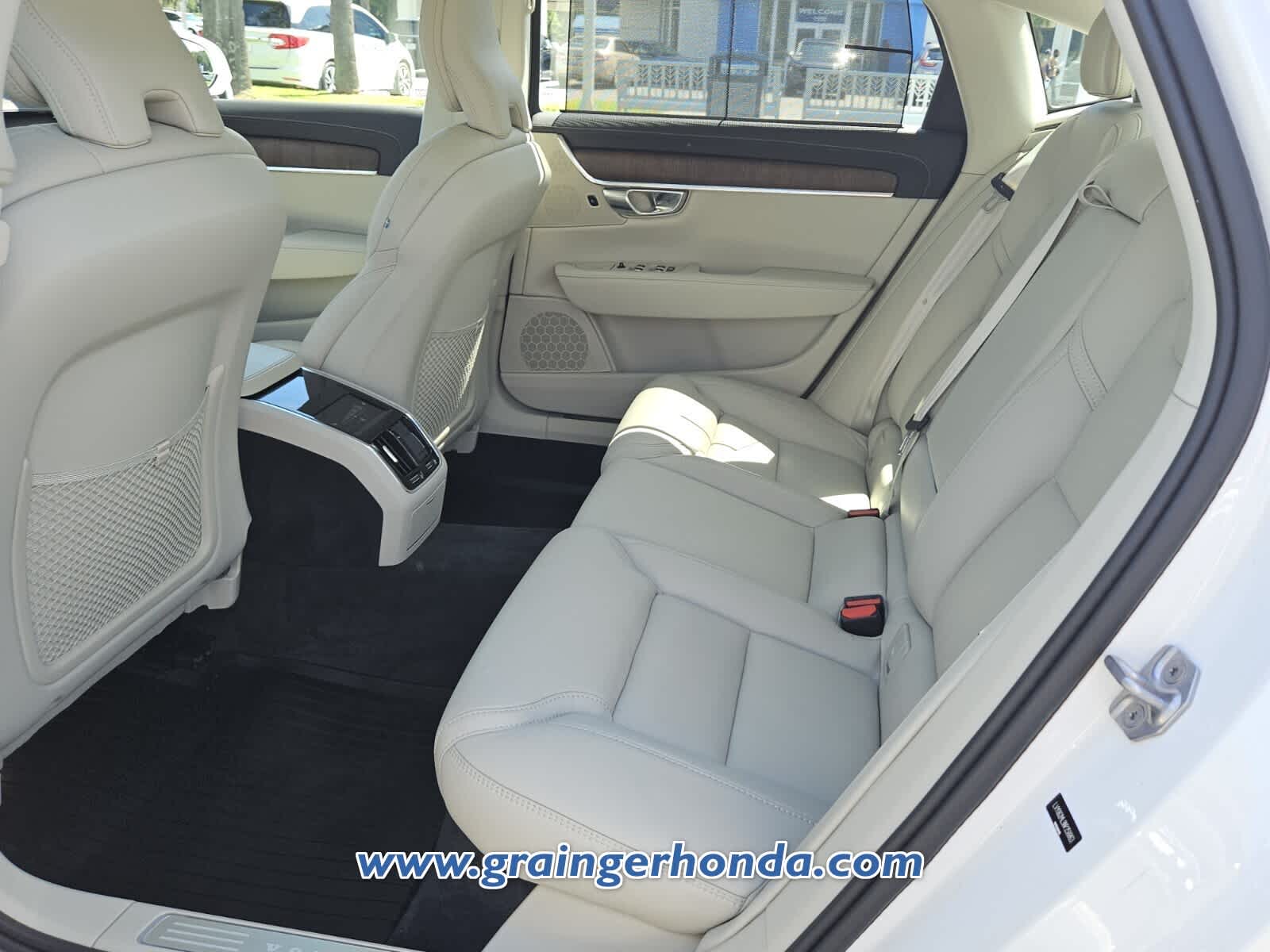 Used 2022 Volvo S90 Sedan